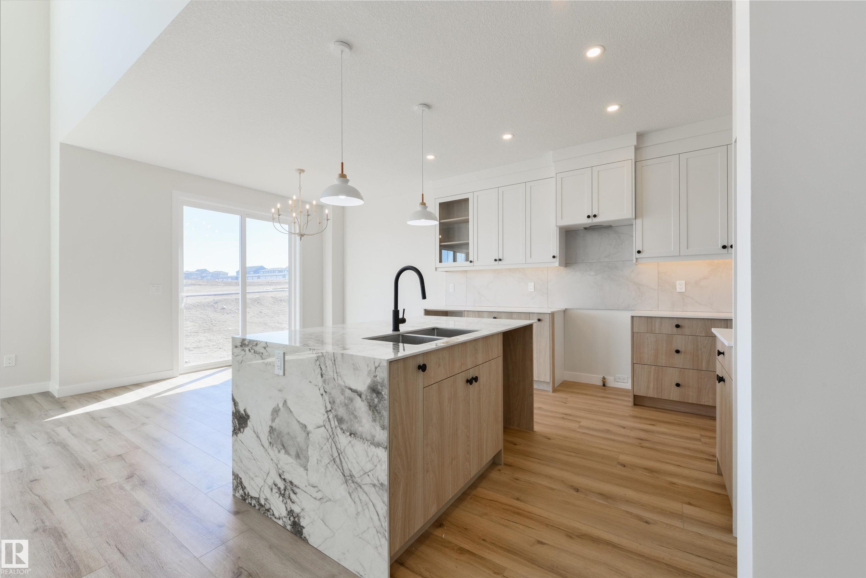1443 Osprey Crest Nw, Edmonton, AB - Indoor Photo Showing Kitchen With Double Sink With Upgraded Kitchen