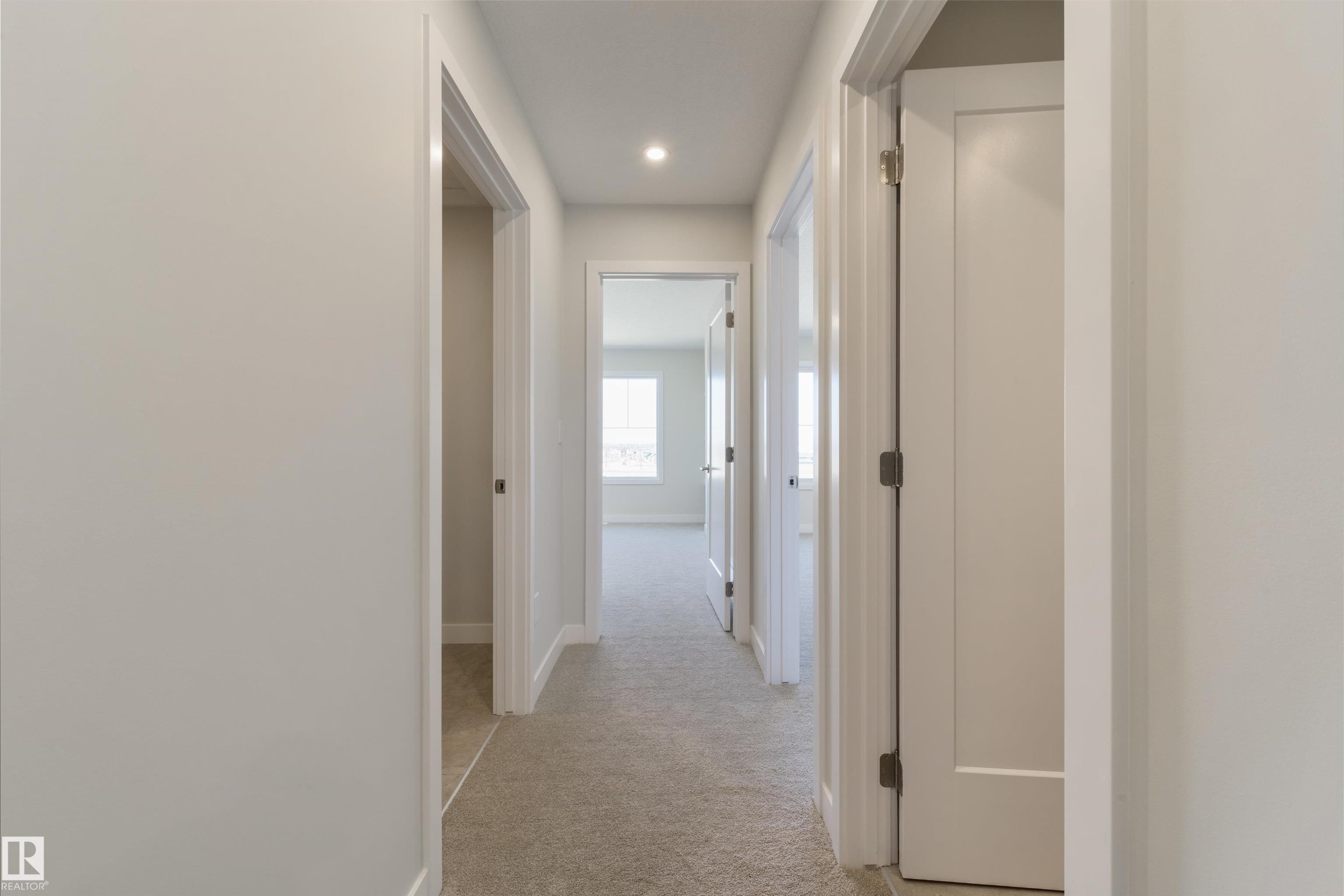 1443 Osprey Crest Nw, Edmonton, AB - Indoor Photo Showing Other Room