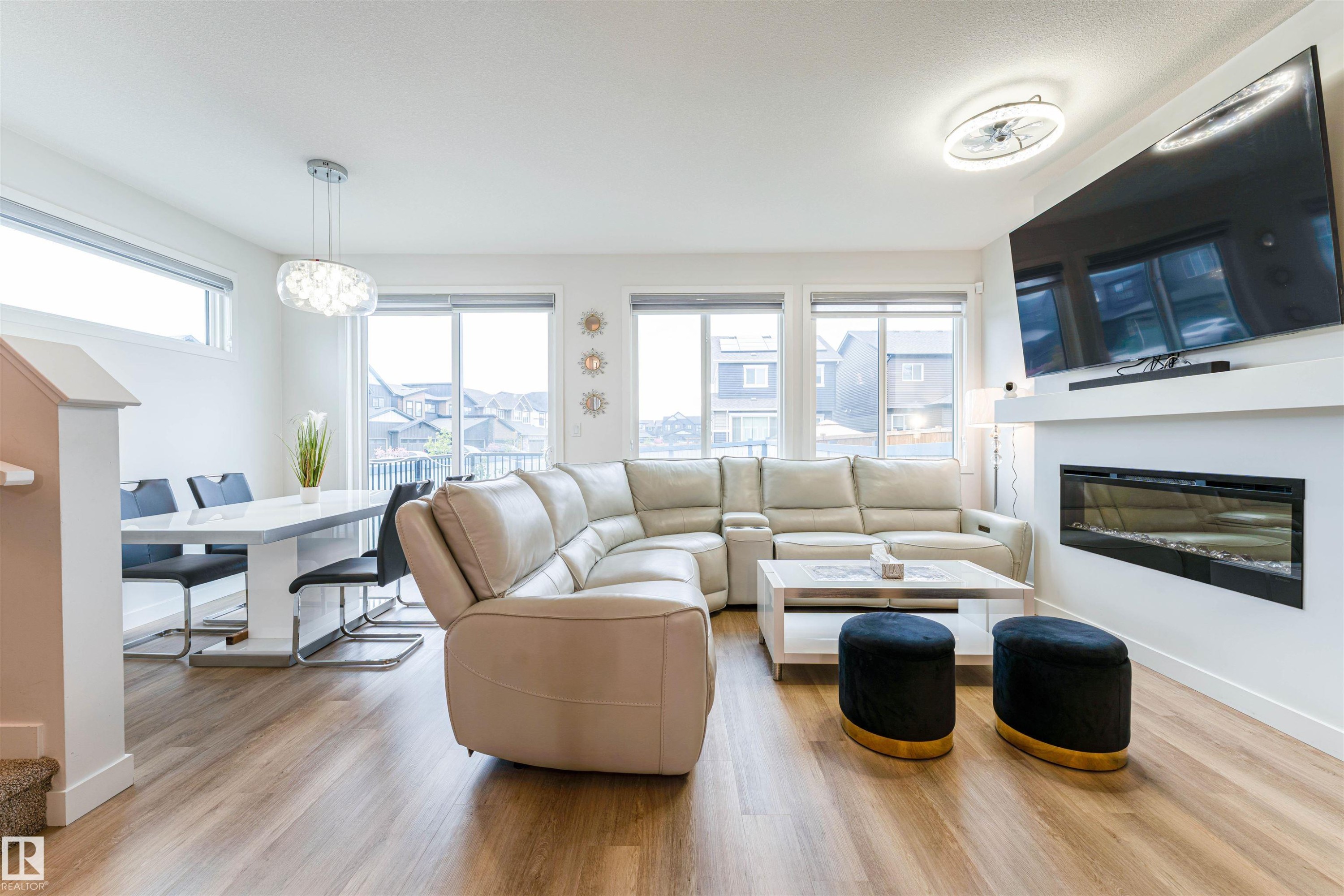 231 Orchards Boulevard, Edmonton, AB - Indoor Photo Showing Living Room With Fireplace