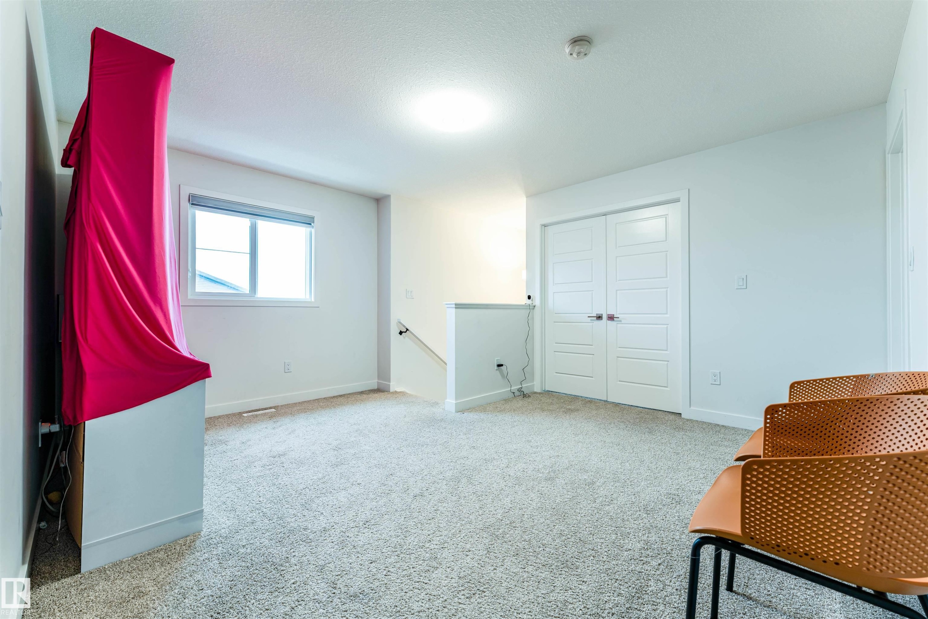 231 Orchards Boulevard, Edmonton, AB - Indoor