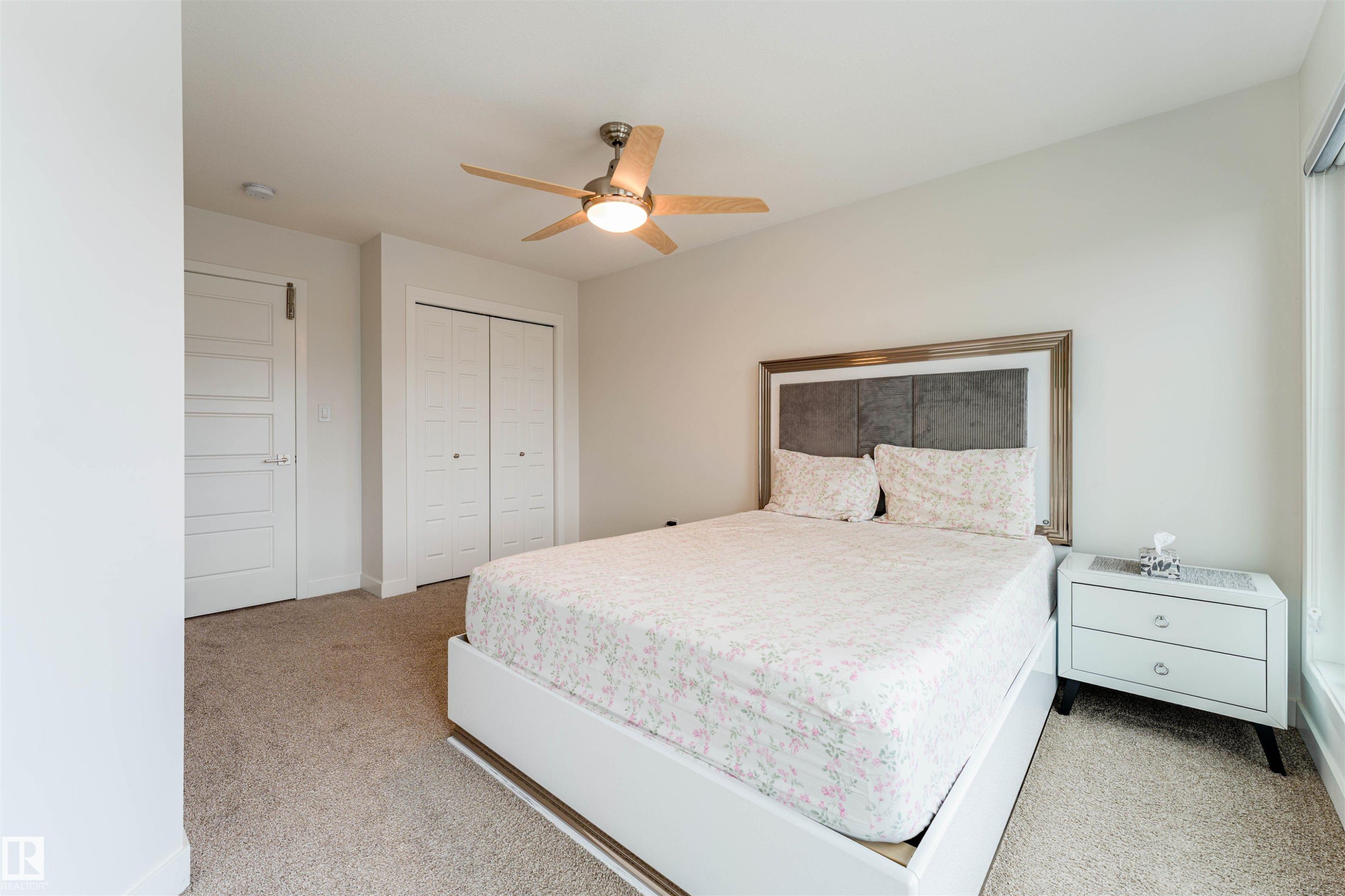 231 Orchards Boulevard, Edmonton, AB - Indoor Photo Showing Bedroom