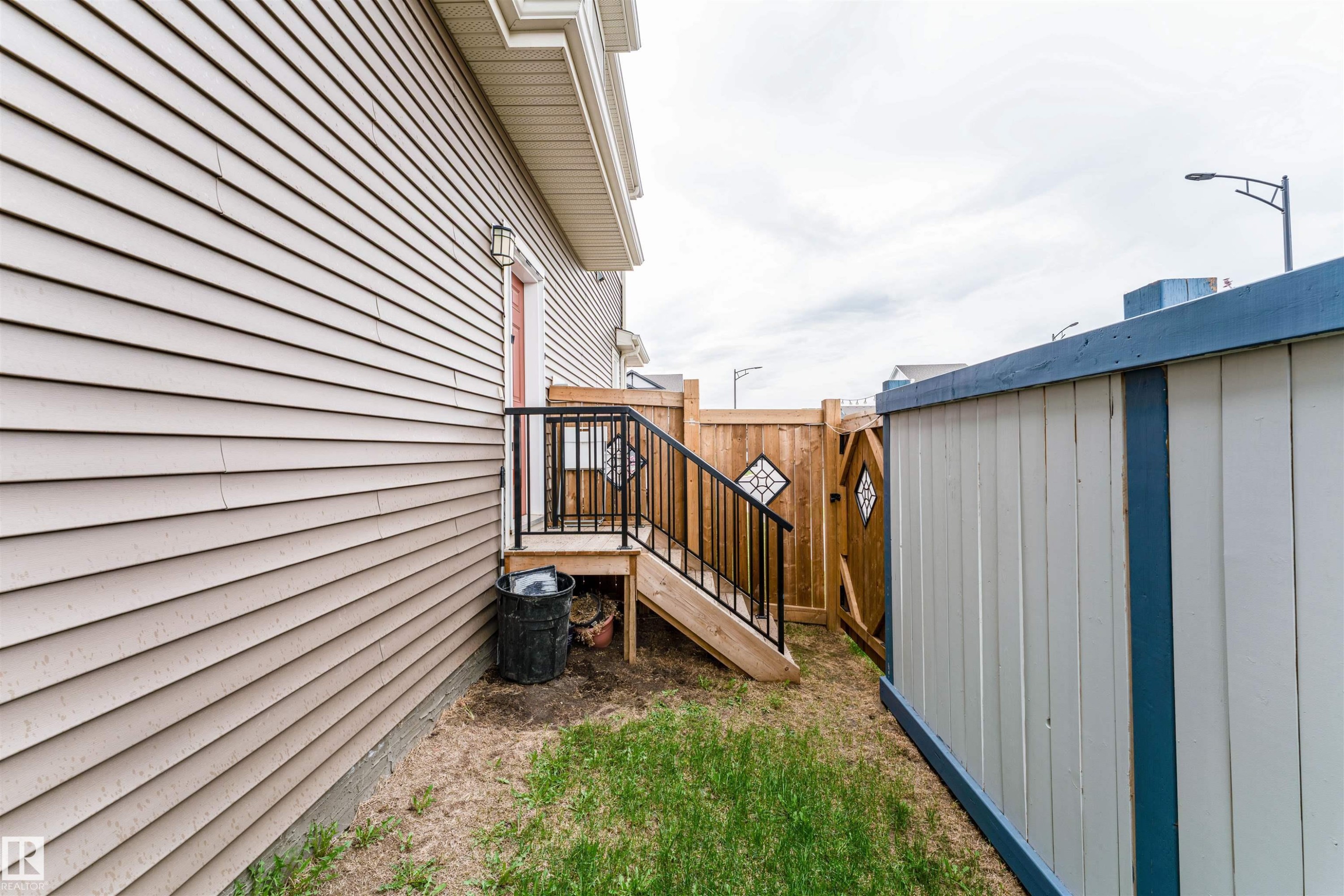 231 Orchards Boulevard, Edmonton, AB - Outdoor With Exterior