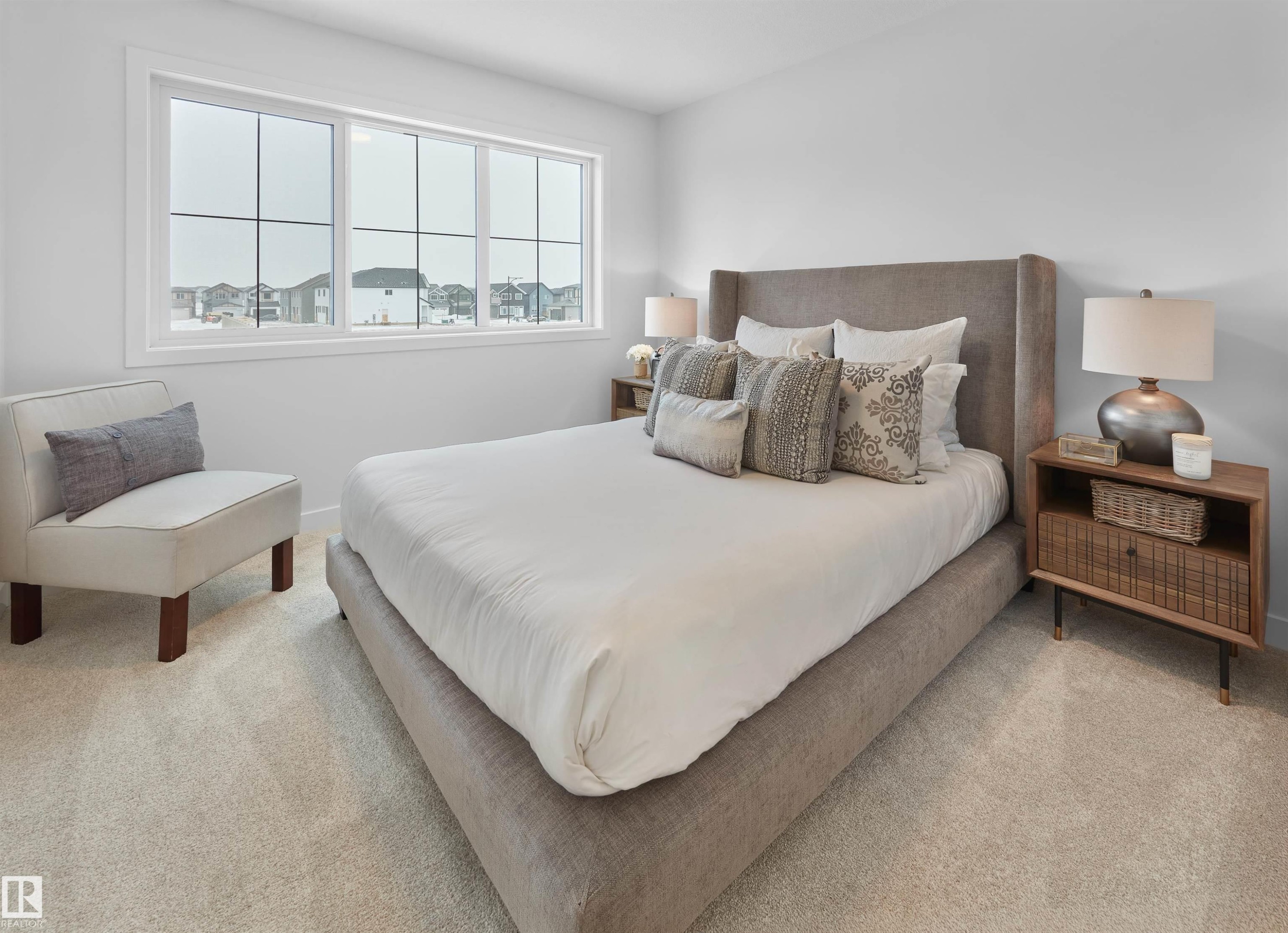 1028 Cristall Crescent, Edmonton, AB - Indoor Photo Showing Bedroom