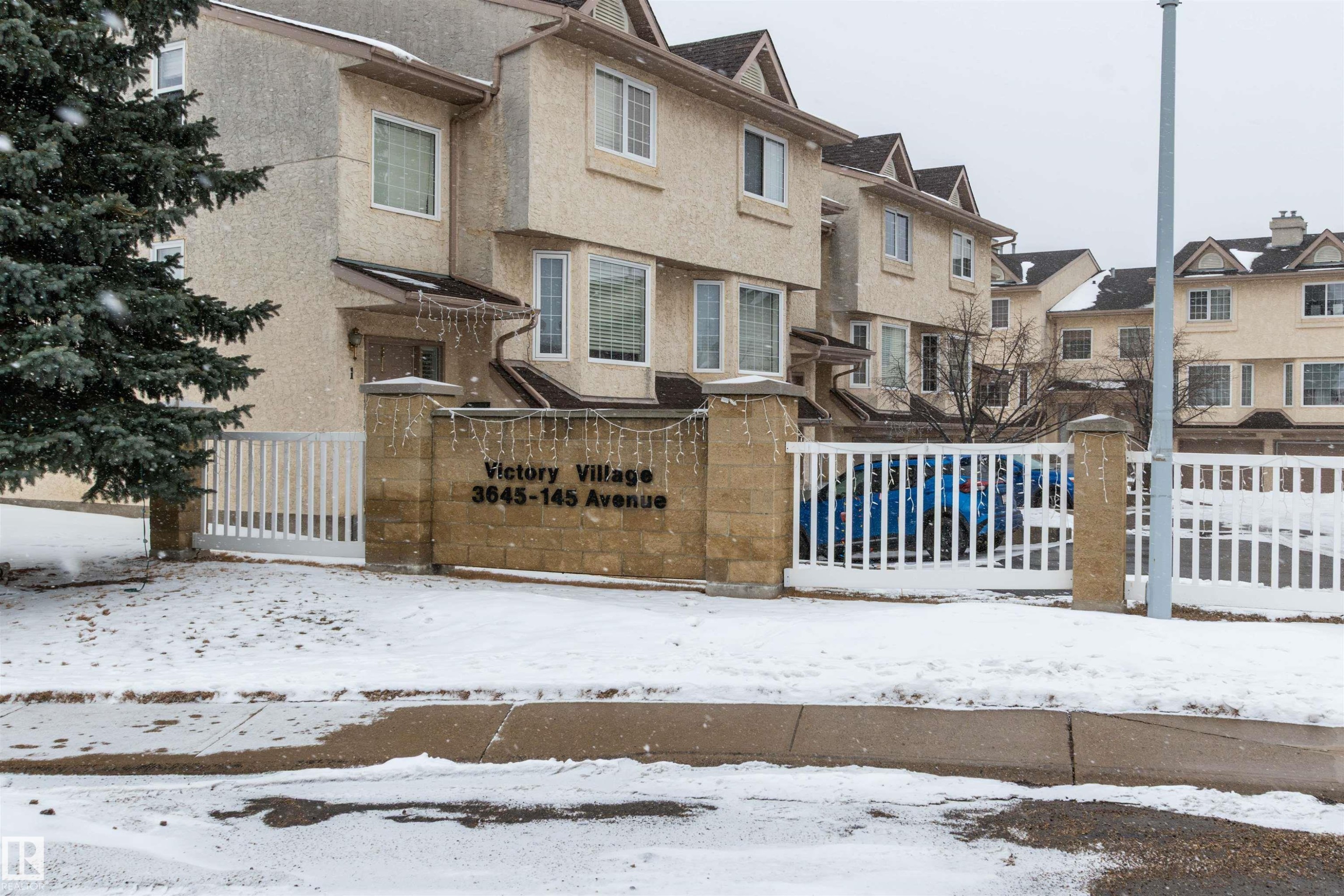25 3645 145 Avenue, Edmonton, AB - Outdoor