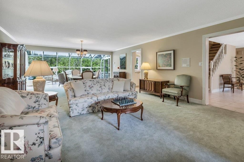 260 Windermere Drive, Edmonton, AB - Indoor Photo Showing Living Room