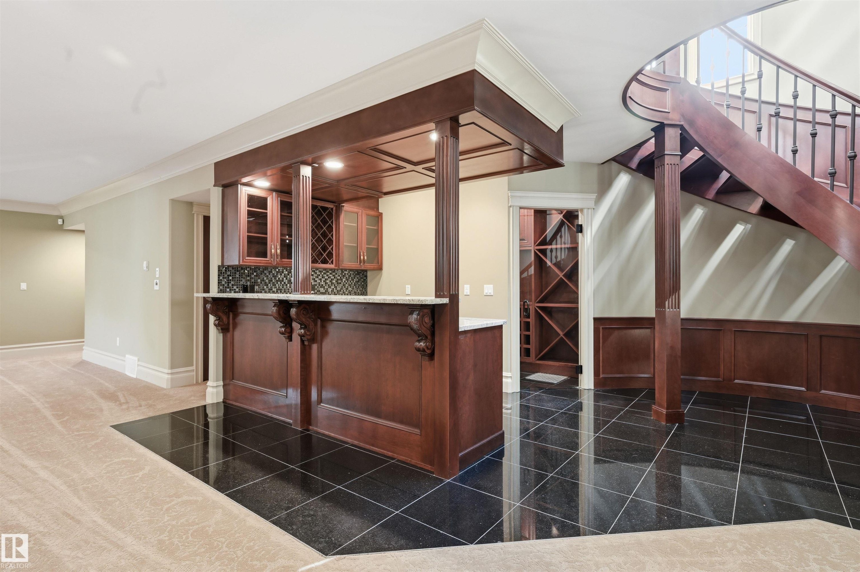 1004 Hollands Point(E), Edmonton, AB - Indoor