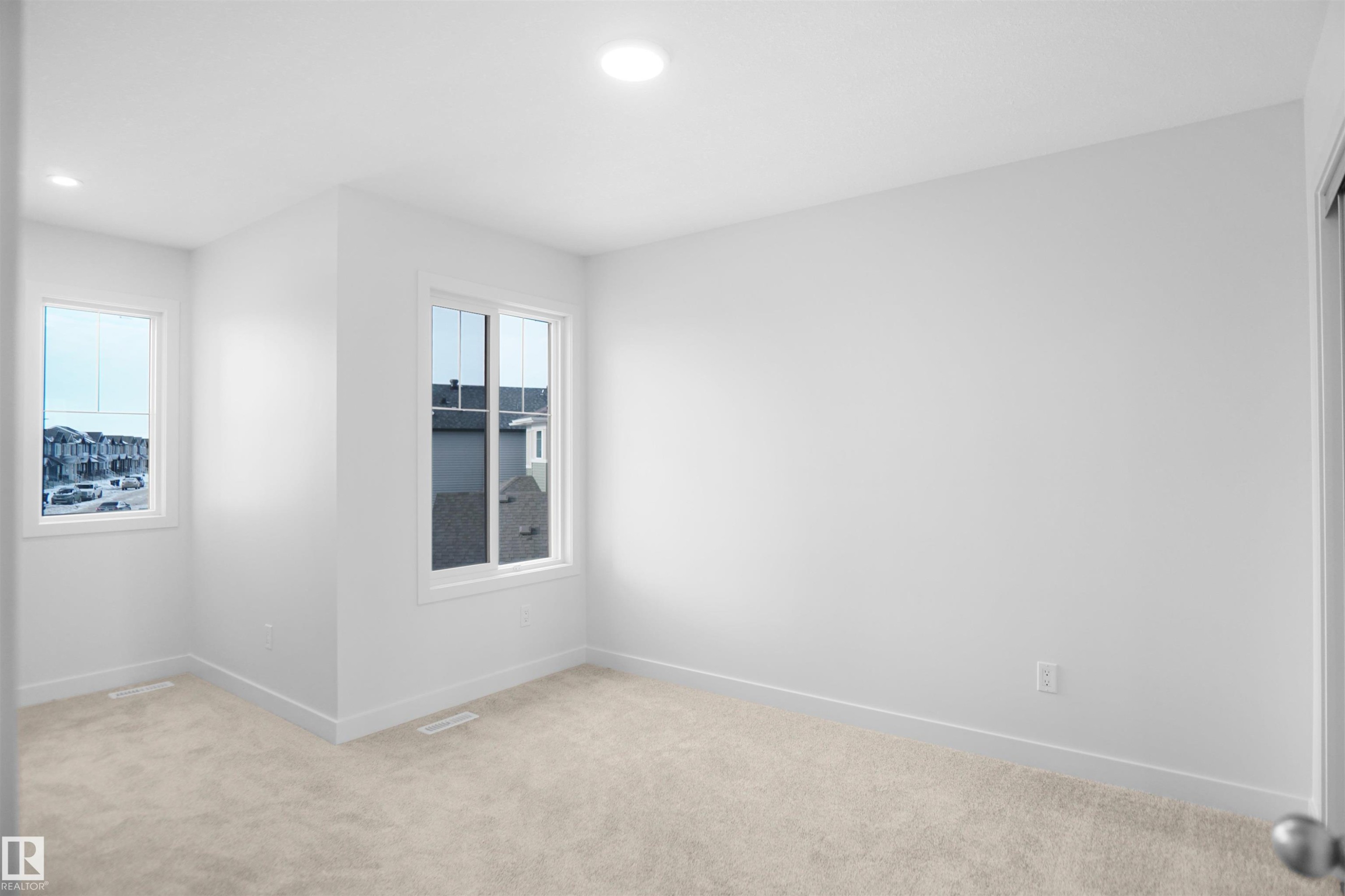6343 175 Avenue, Edmonton, AB - Indoor Photo Showing Other Room
