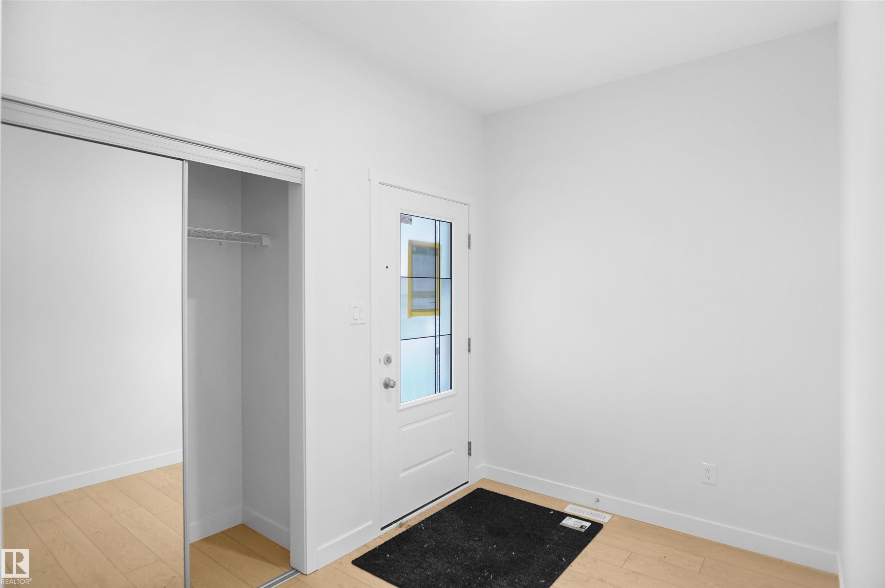 6343 175 Avenue, Edmonton, AB - Indoor Photo Showing Other Room