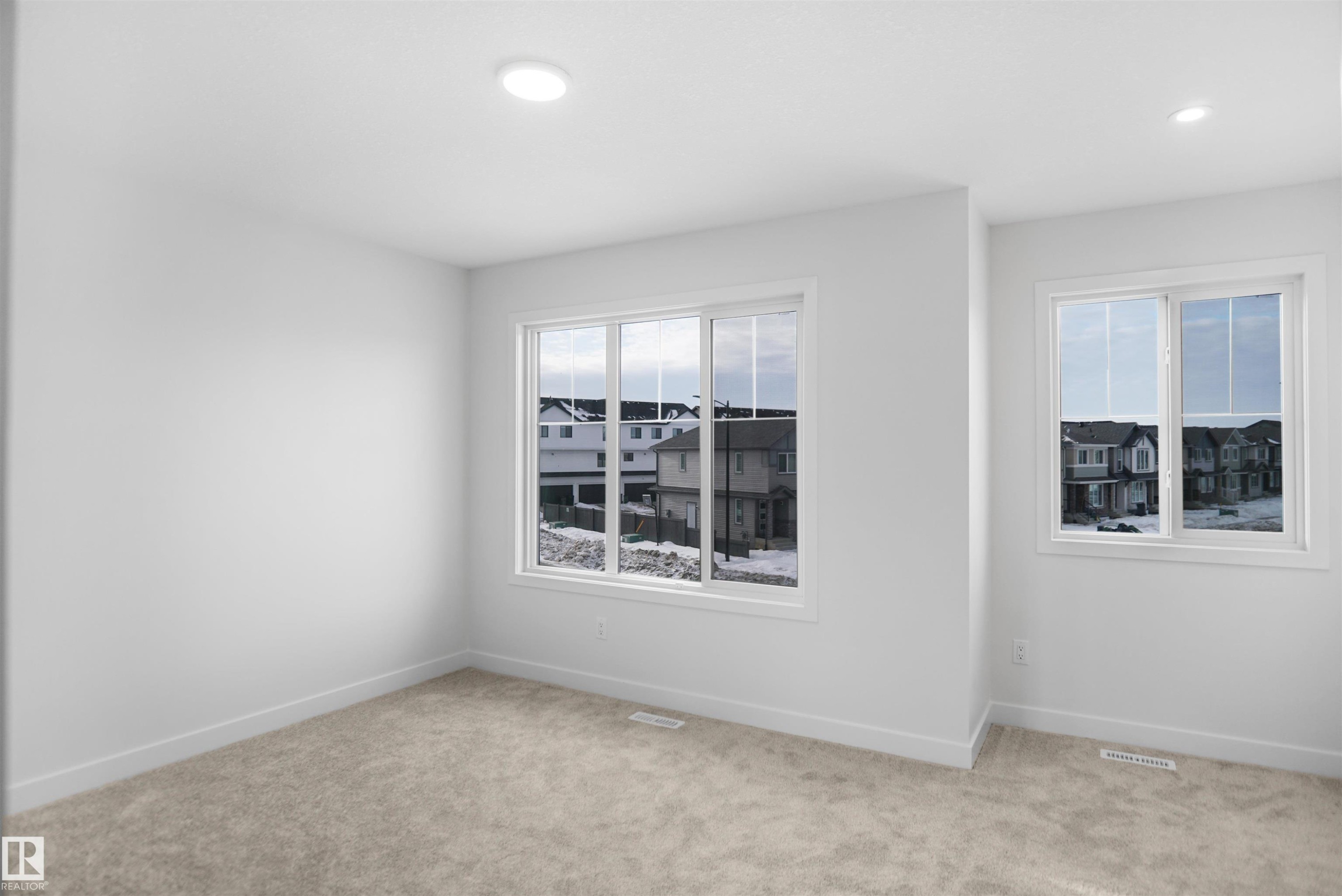 6343 175 Avenue, Edmonton, AB - Indoor Photo Showing Other Room