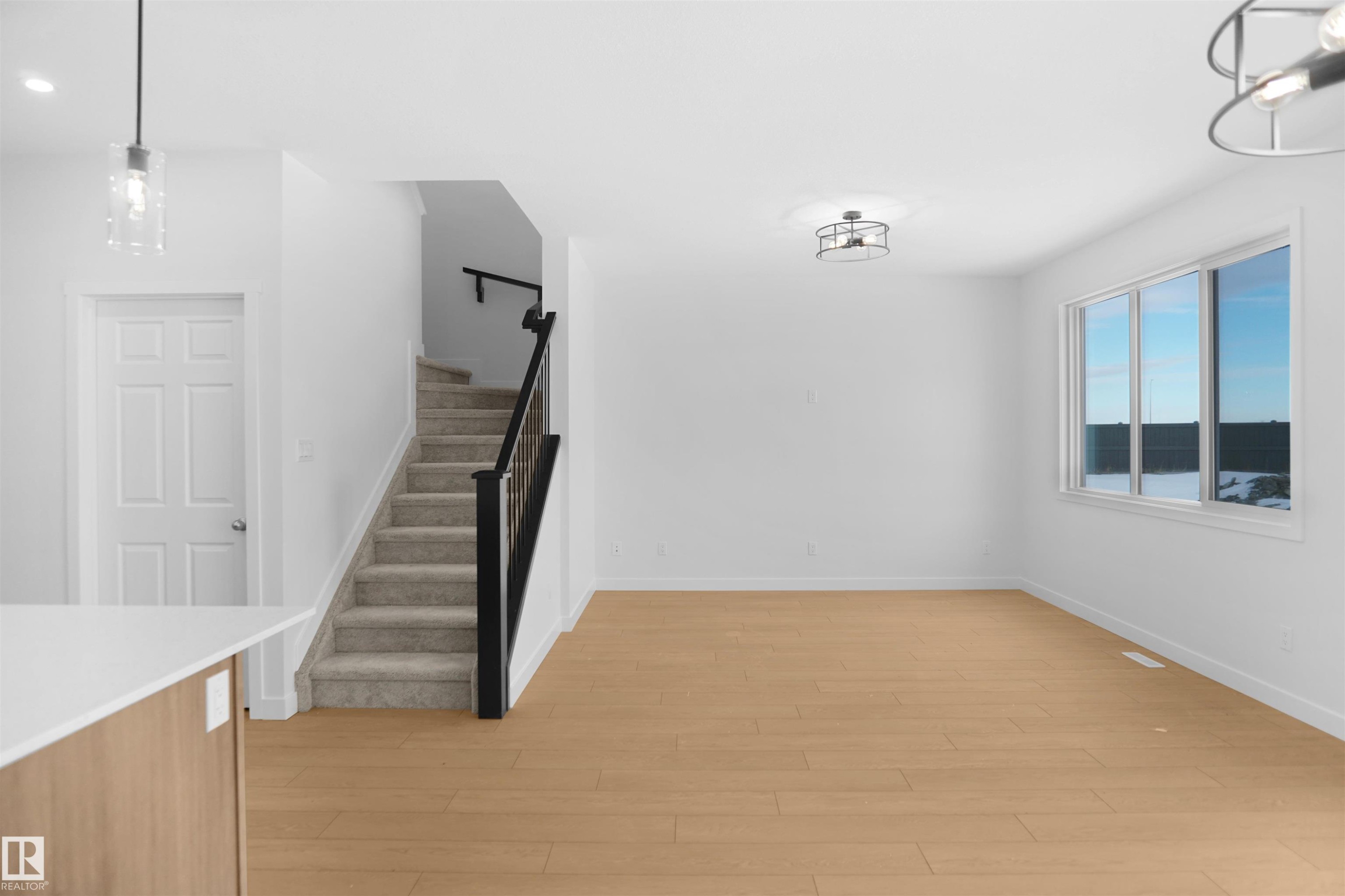 6343 175 Avenue, Edmonton, AB - Indoor Photo Showing Other Room