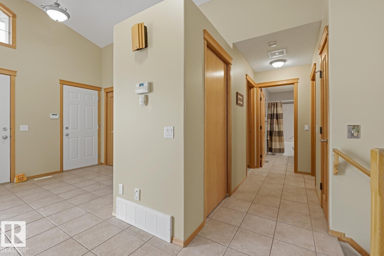 70 Eastcott Drive, St. Albert, AB - Indoor Photo Showing Other Room