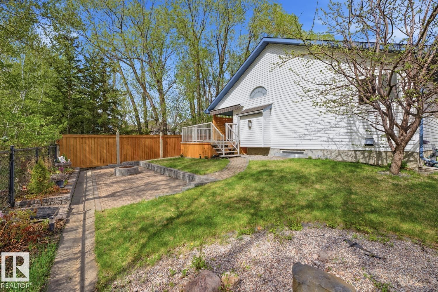 70 Eastcott Drive, St. Albert, AB - Outdoor