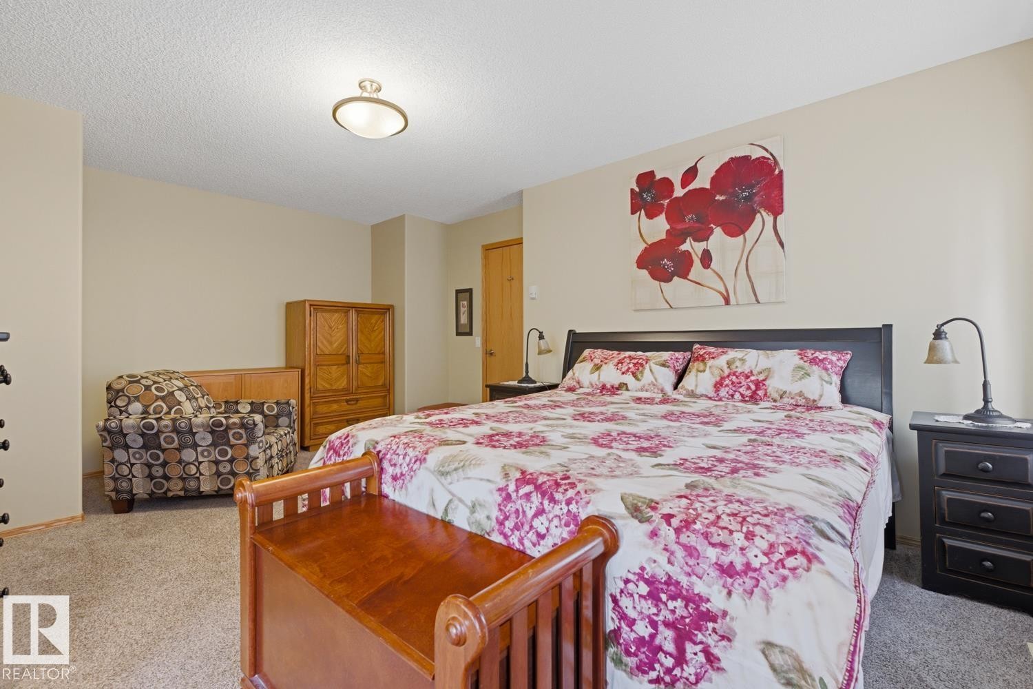 70 Eastcott Drive, St. Albert, AB - Indoor Photo Showing Bedroom