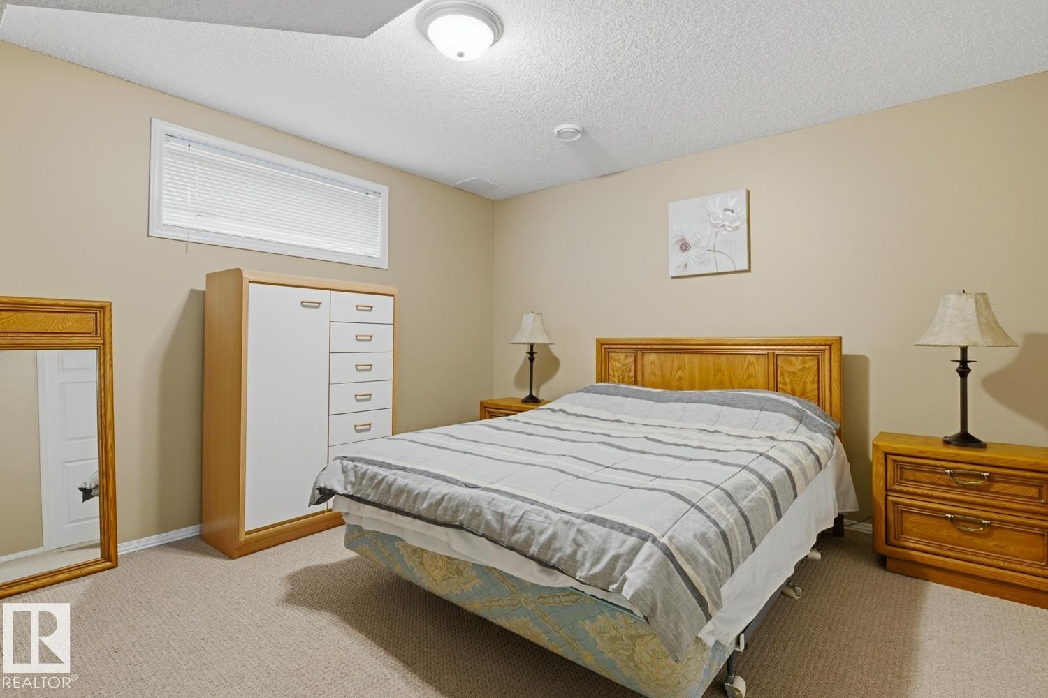 70 Eastcott Drive, St. Albert, AB - Indoor Photo Showing Bedroom