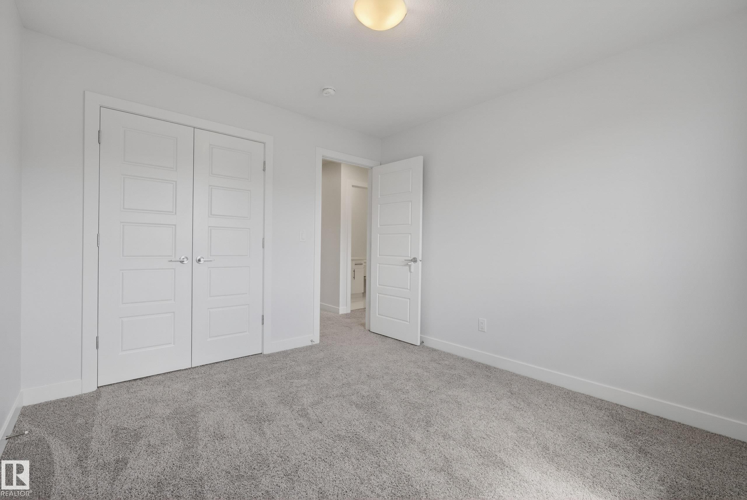 9309 Pear Link Link, Edmonton, AB - Indoor Photo Showing Other Room