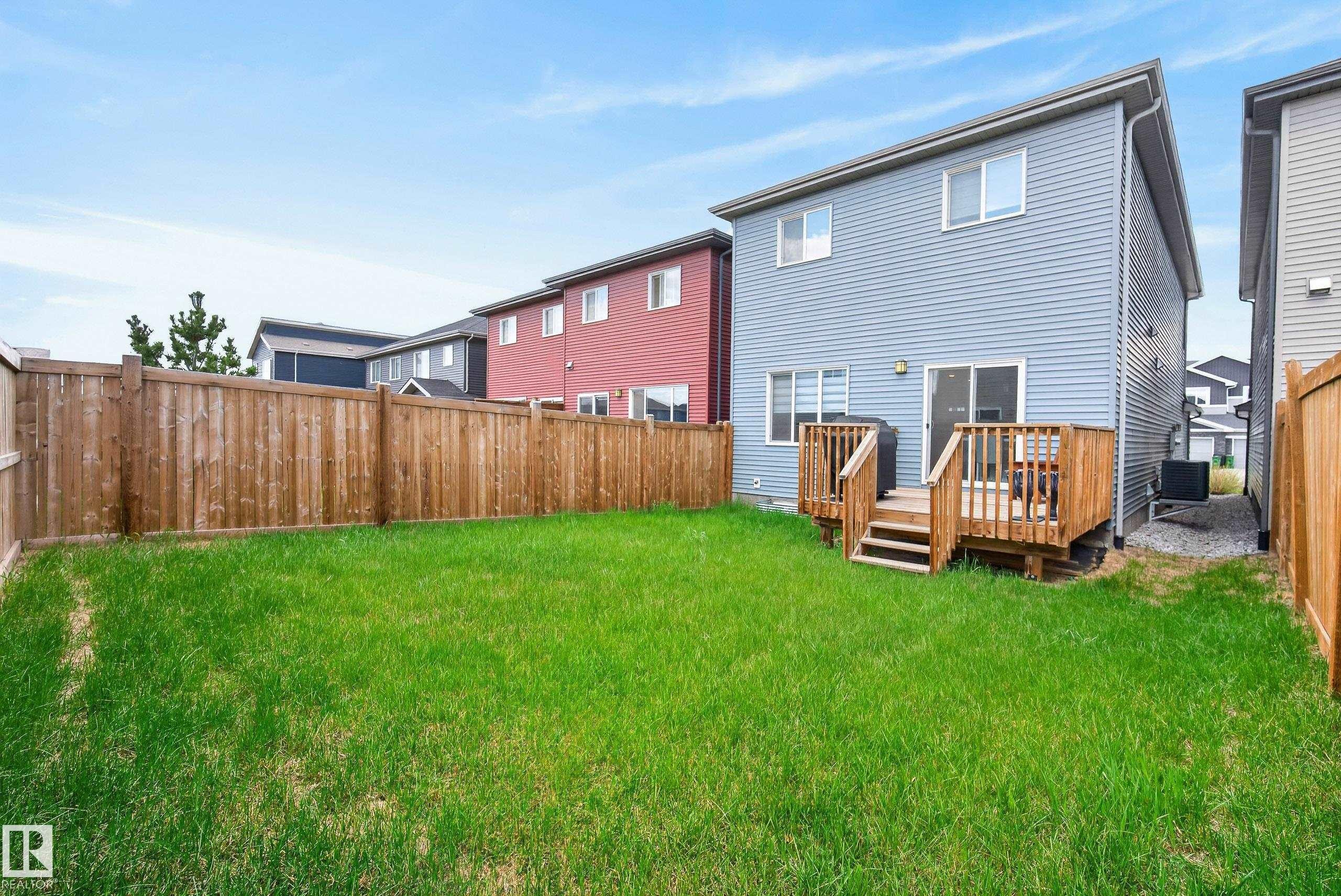 9309 Pear Link Link, Edmonton, AB - Outdoor