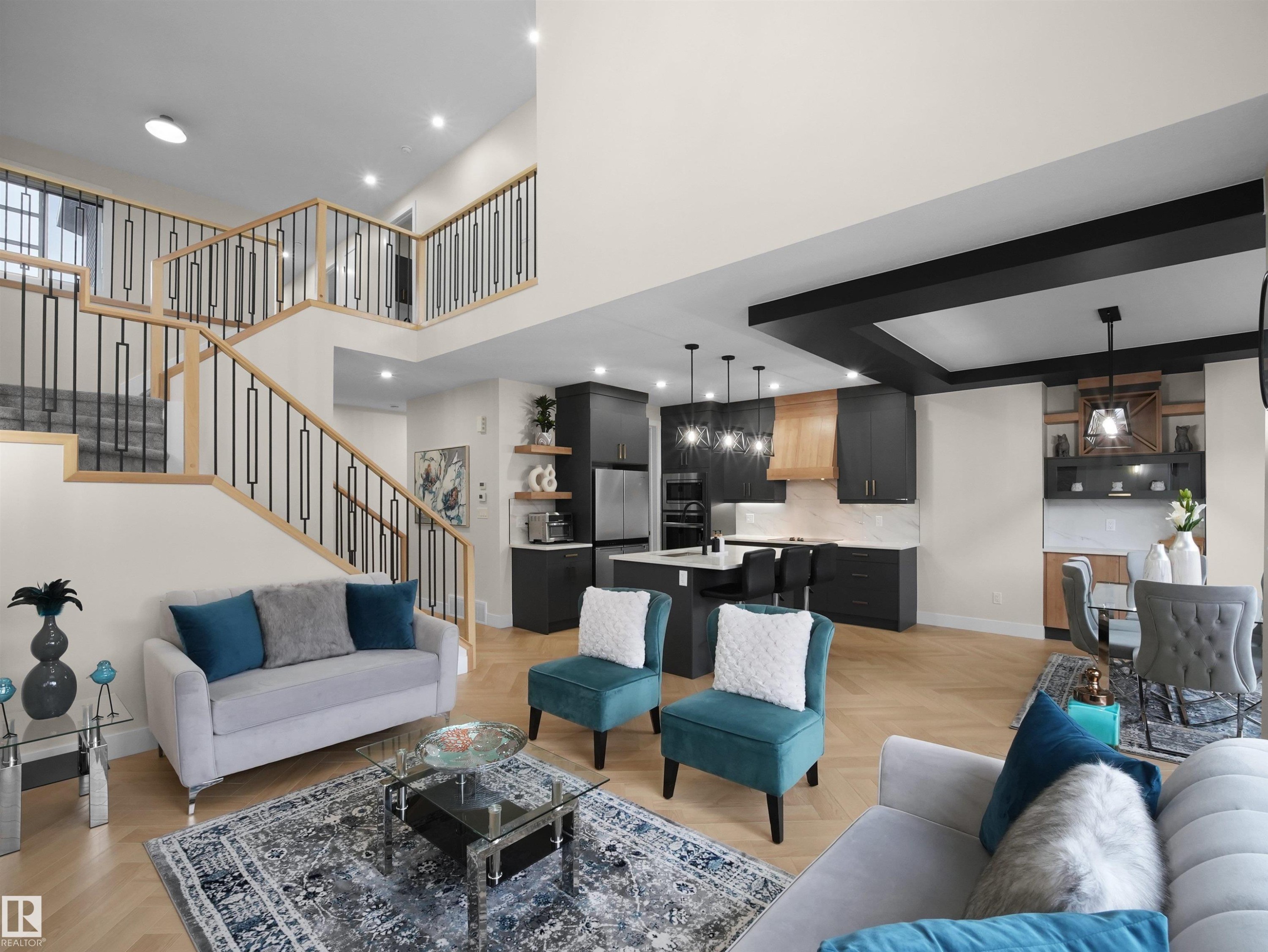 7214 Kiviaq Link, Edmonton, AB - Indoor Photo Showing Living Room