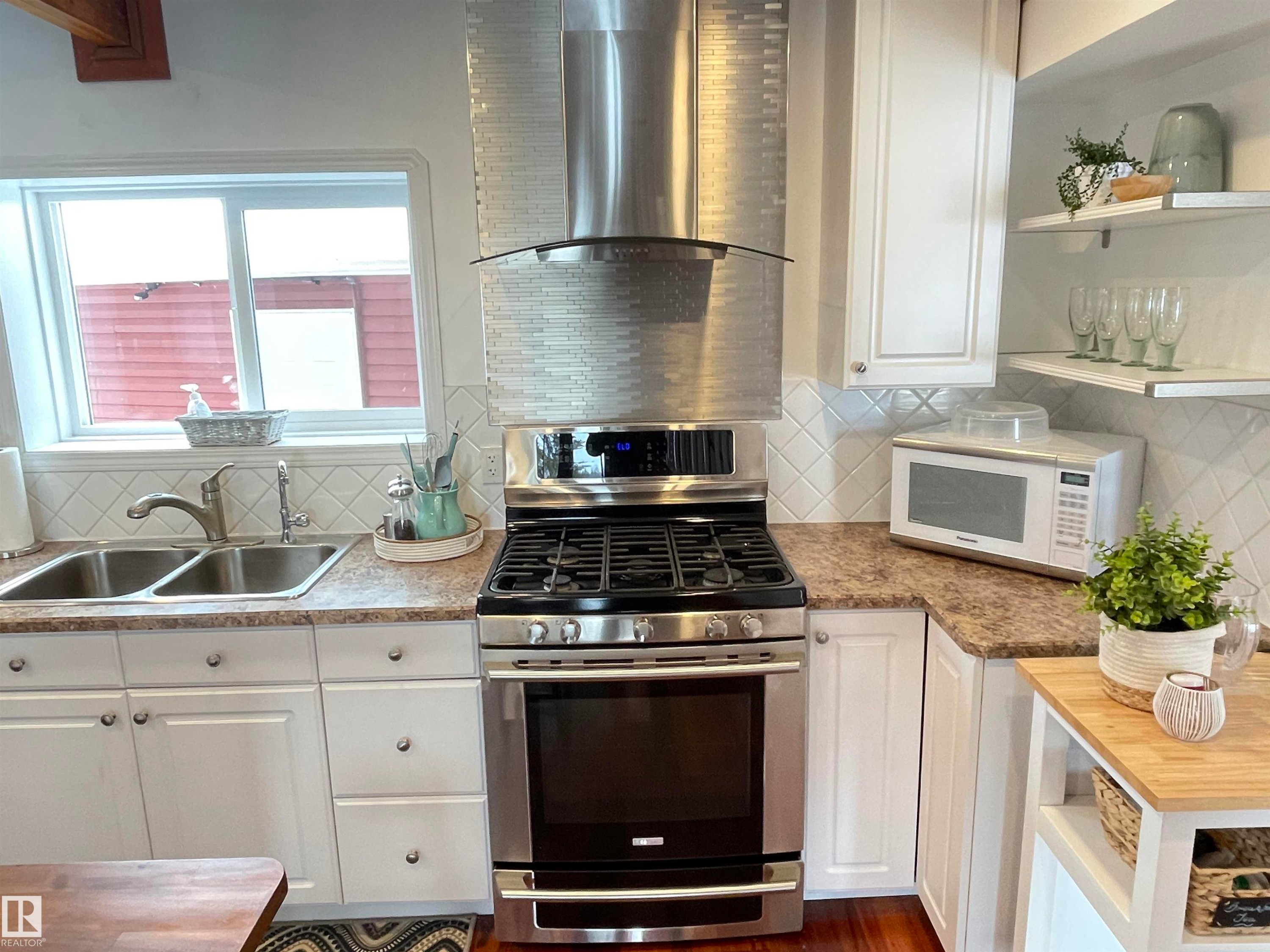 #8 Beaver Crescent, Rural Westlock County, AB - Indoor Photo Showing Kitchen With Double Sink