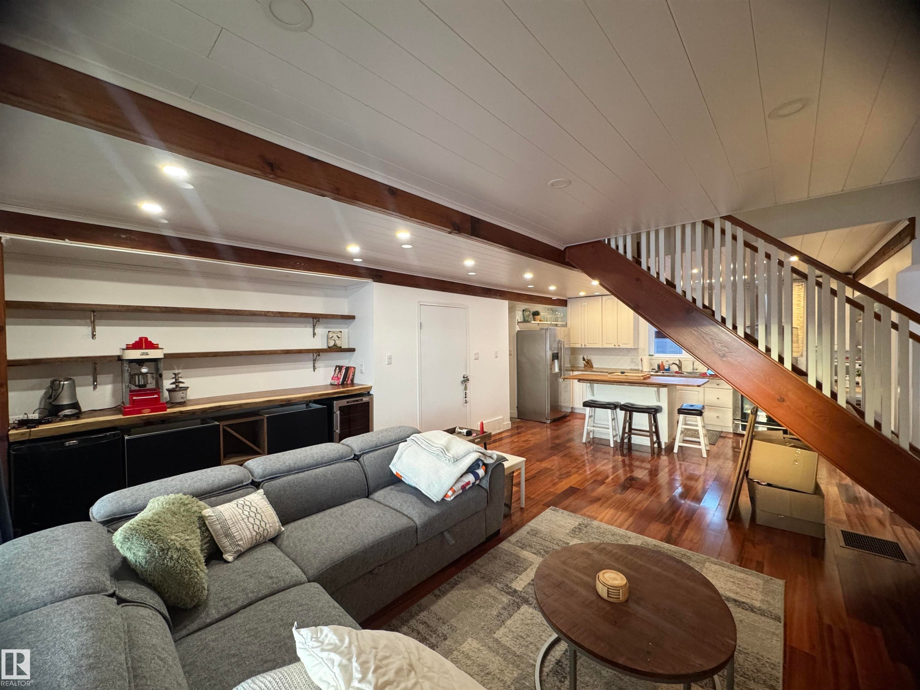 #8 Beaver Crescent, Rural Westlock County, AB - Indoor
