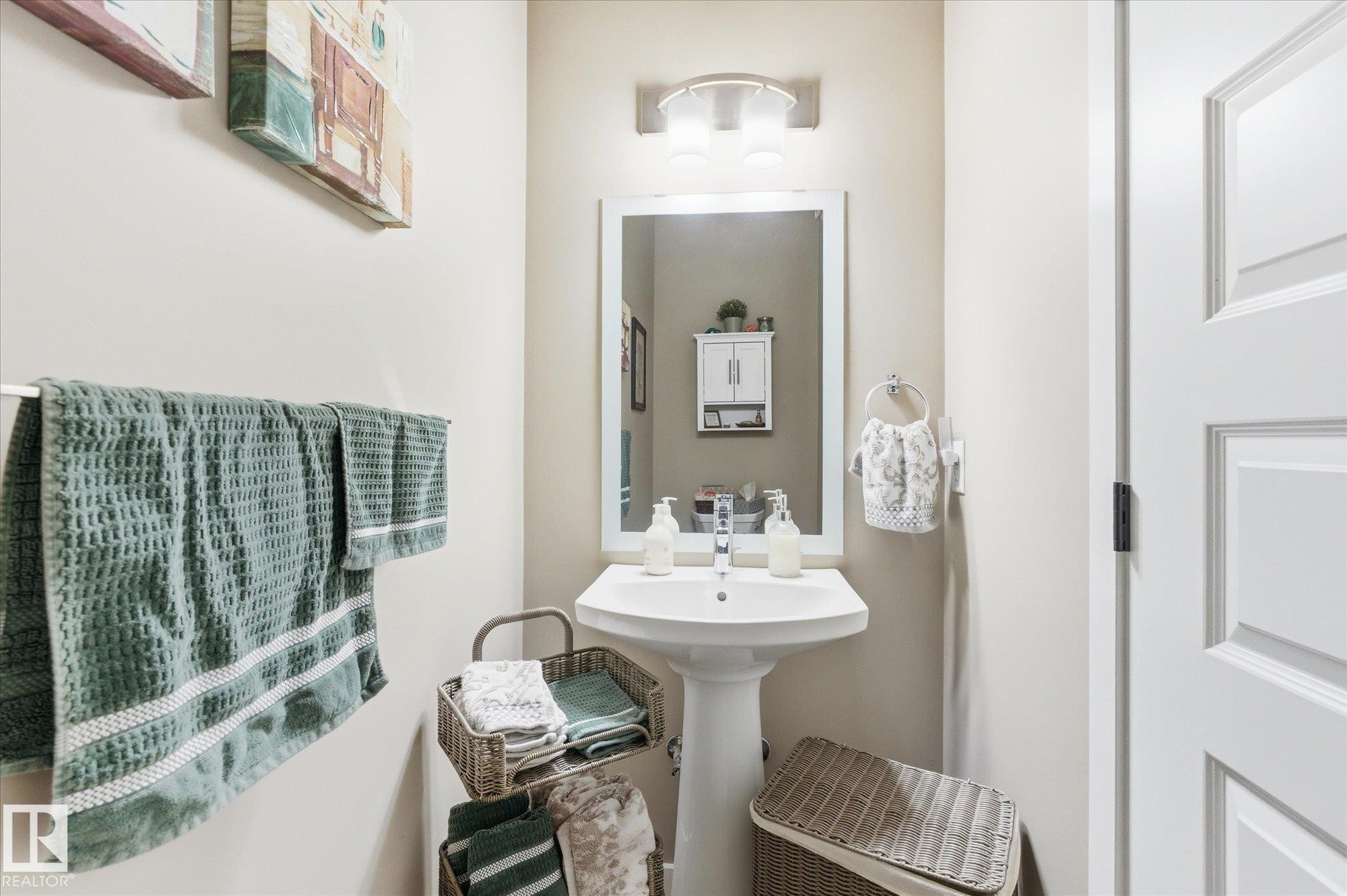 34 Brickyard Drive, Stony Plain, AB - Indoor Photo Showing Bathroom