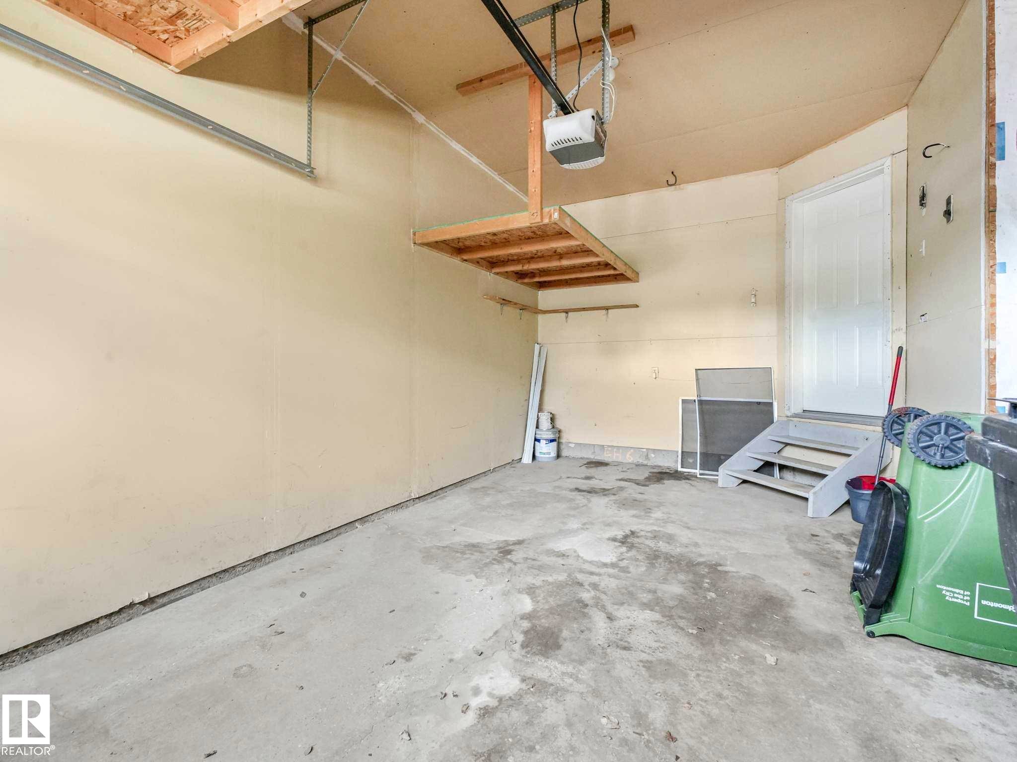 6424 1A Avenue, Edmonton, AB - Indoor Photo Showing Other Room