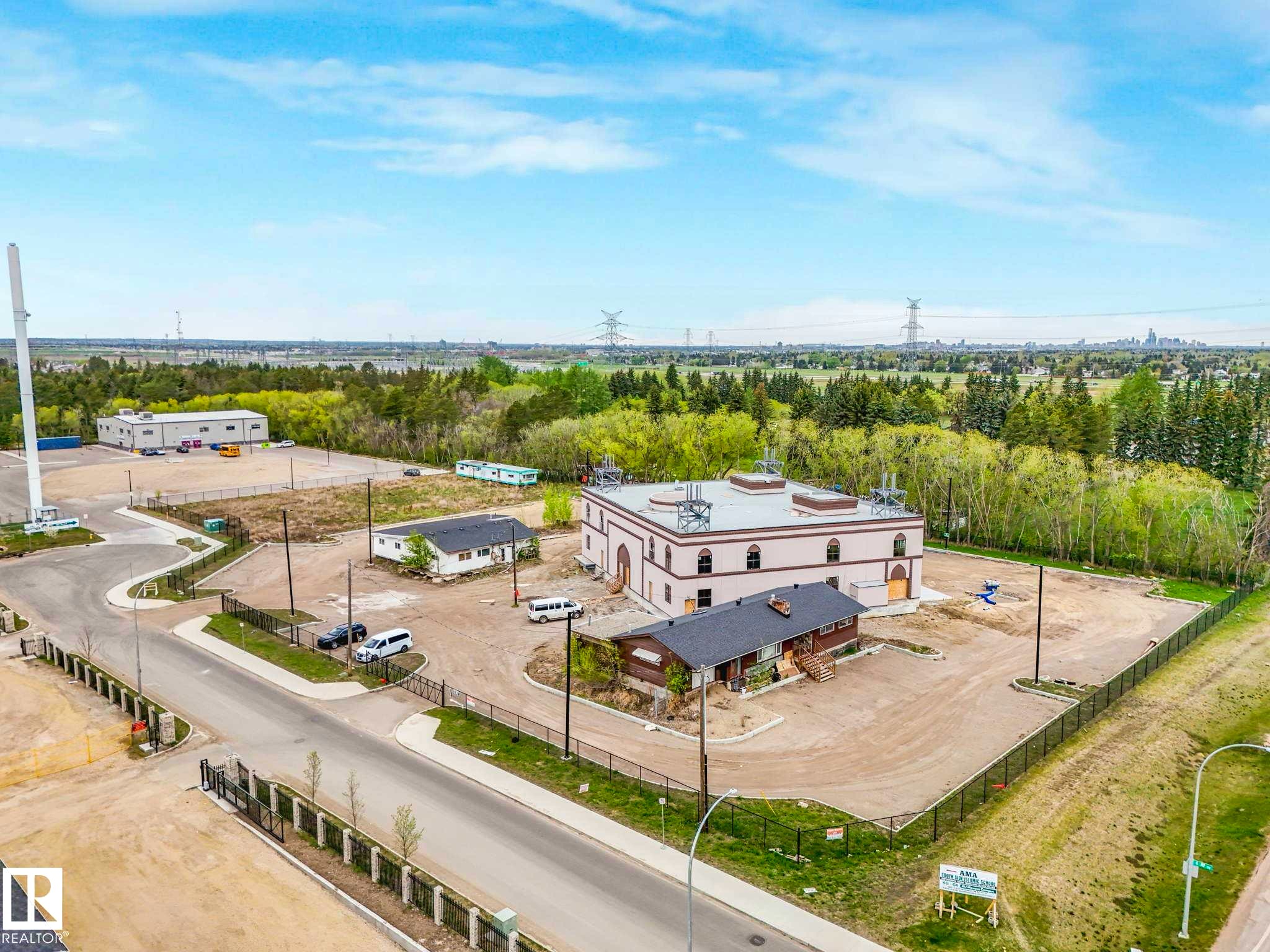 6424 1A Avenue, Edmonton, AB - Outdoor With View
