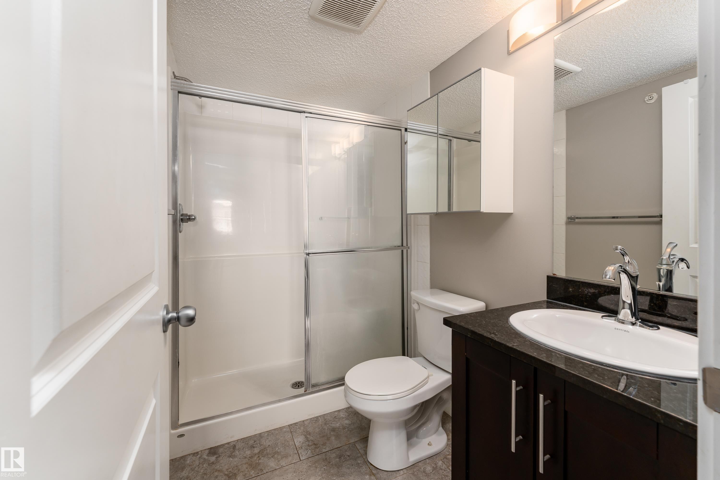 409 5804 Mullen Place, Edmonton, AB - Indoor Photo Showing Bathroom