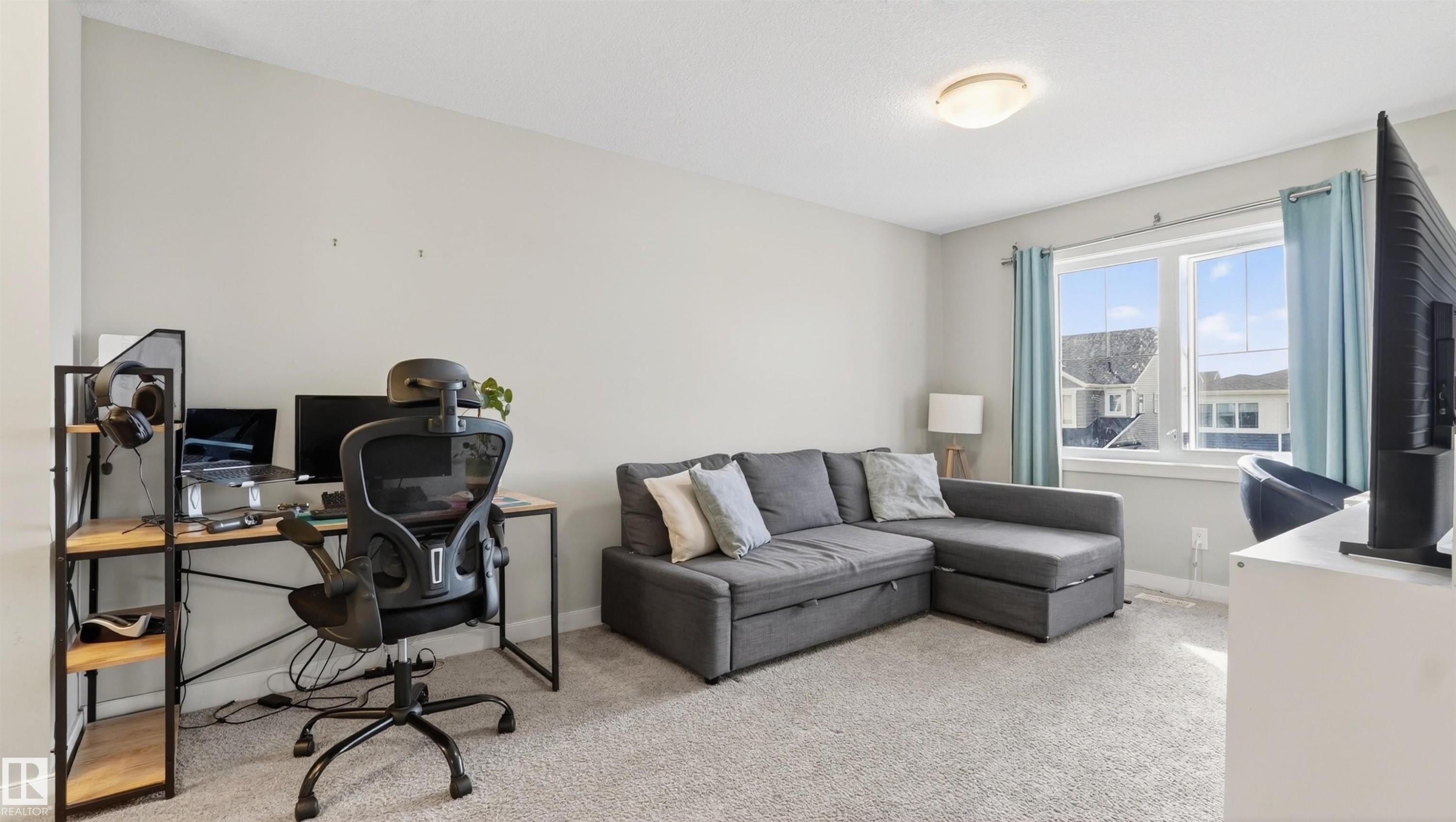 1723 200 Street Nw, Edmonton, AB - Indoor Photo Showing Office