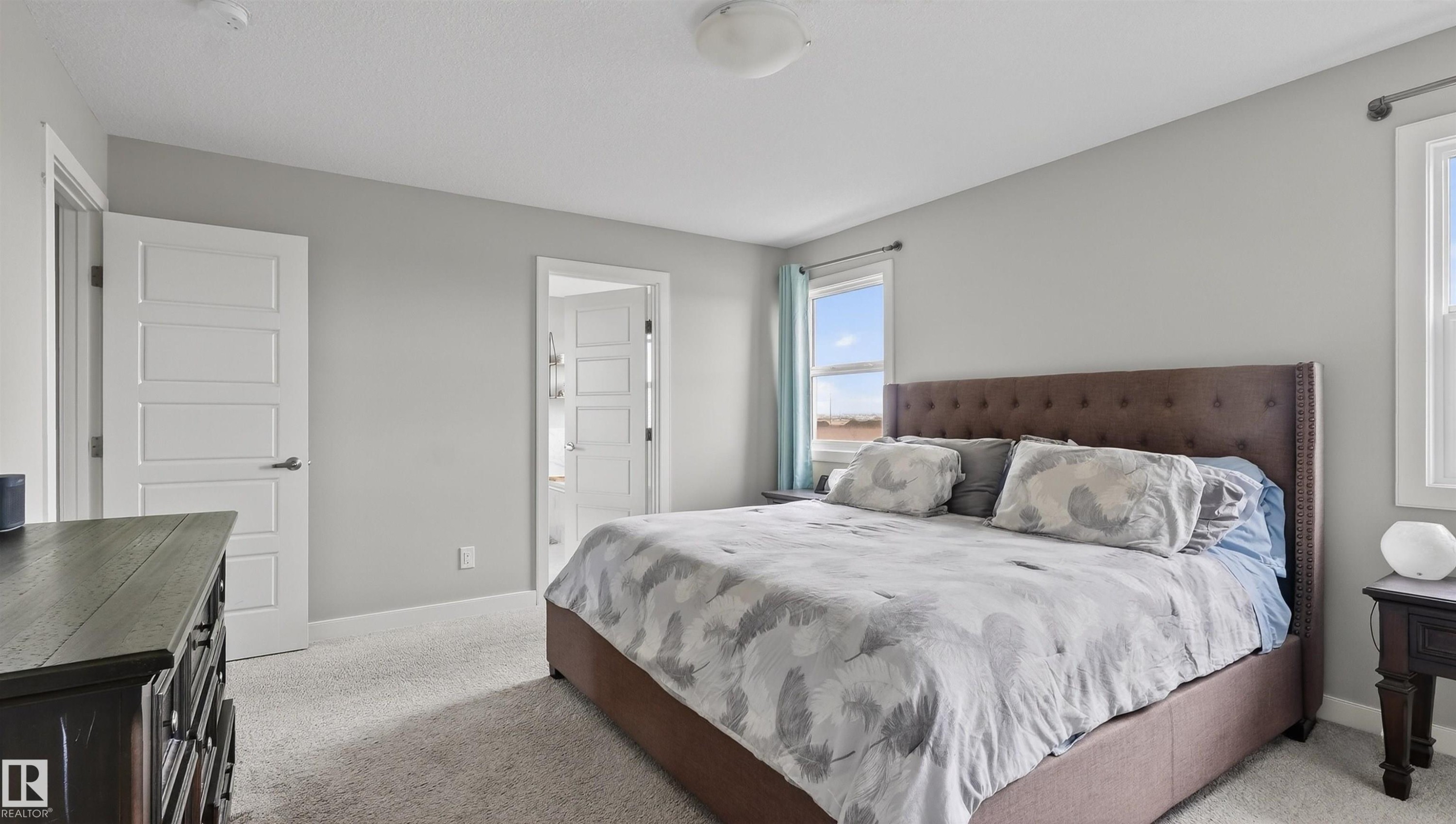 1723 200 Street Nw, Edmonton, AB - Indoor Photo Showing Bedroom