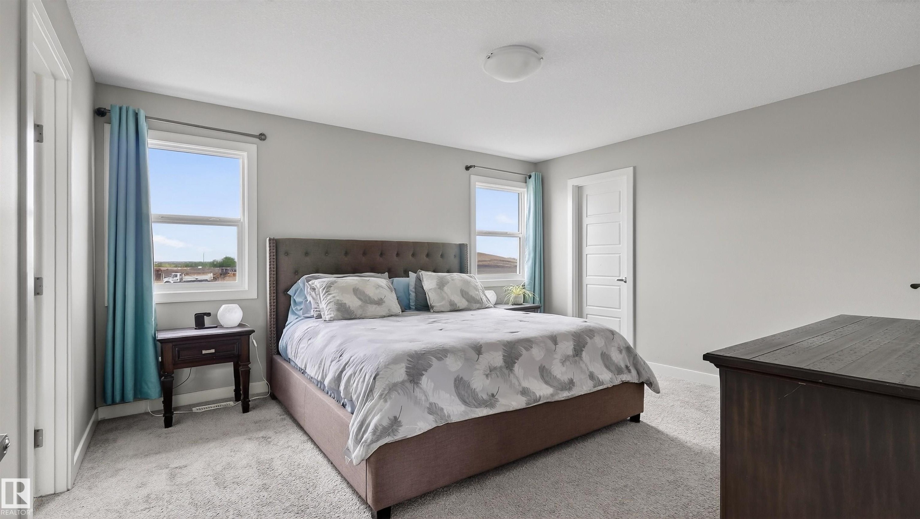 1723 200 Street Nw, Edmonton, AB - Indoor Photo Showing Bedroom