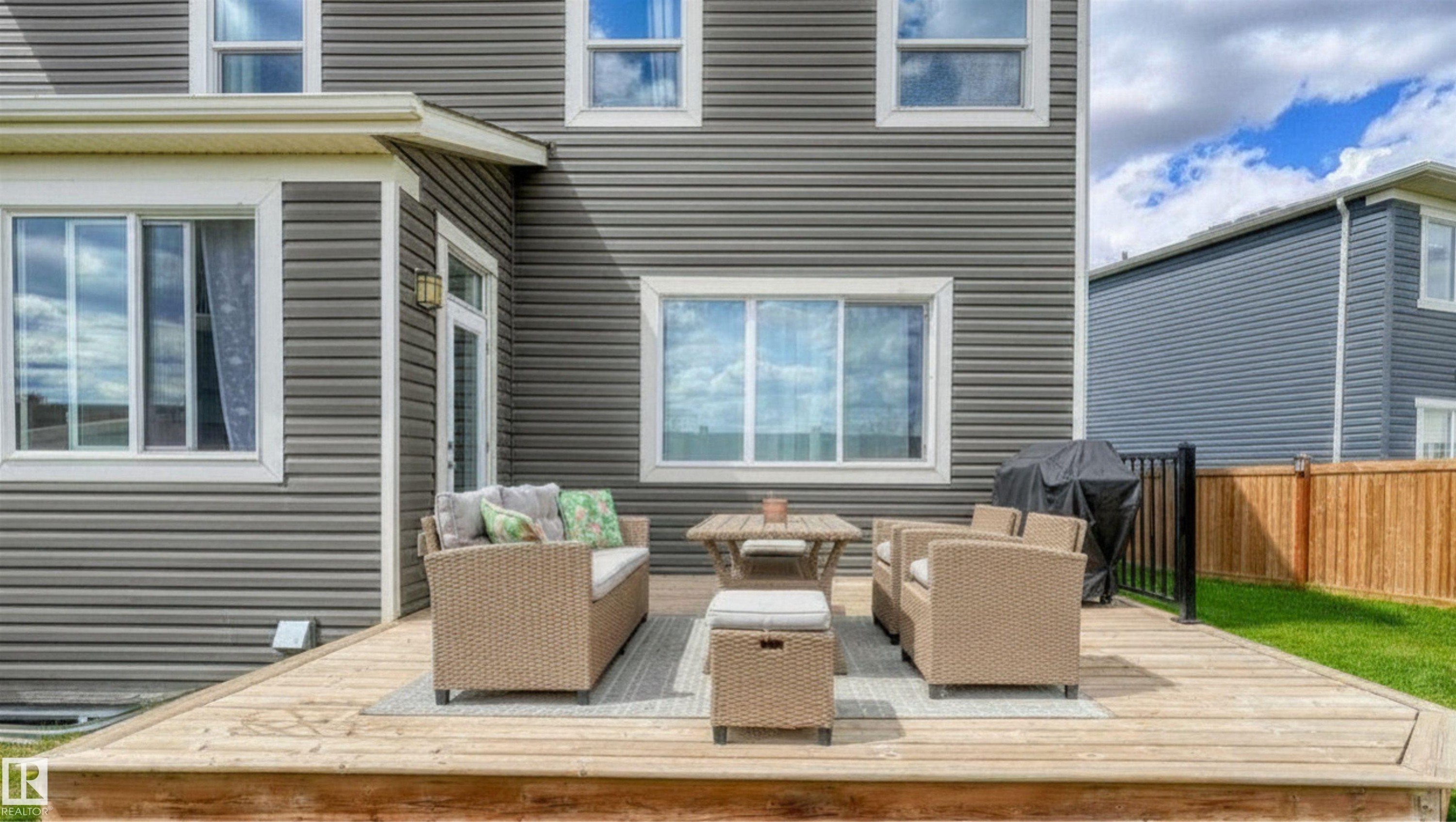 1723 200 Street Nw, Edmonton, AB - Outdoor With Exterior