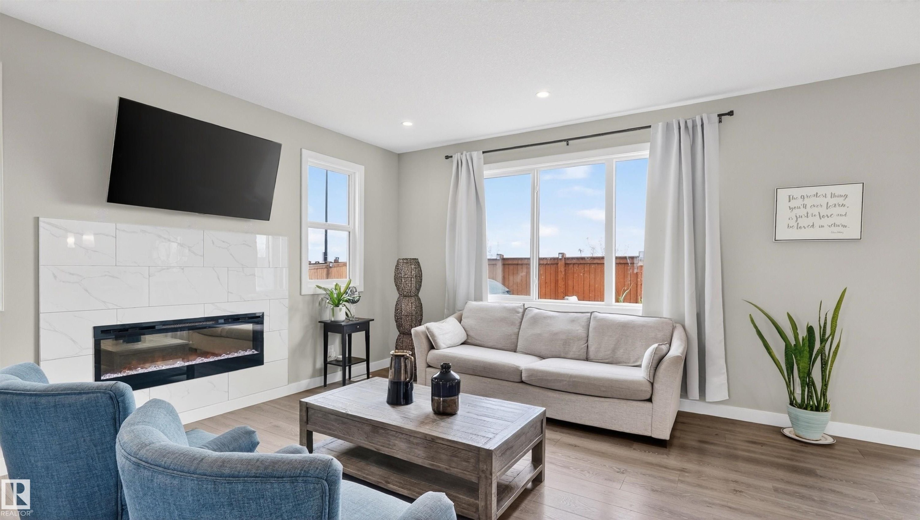 1723 200 Street Nw, Edmonton, AB - Indoor Photo Showing Living Room With Fireplace