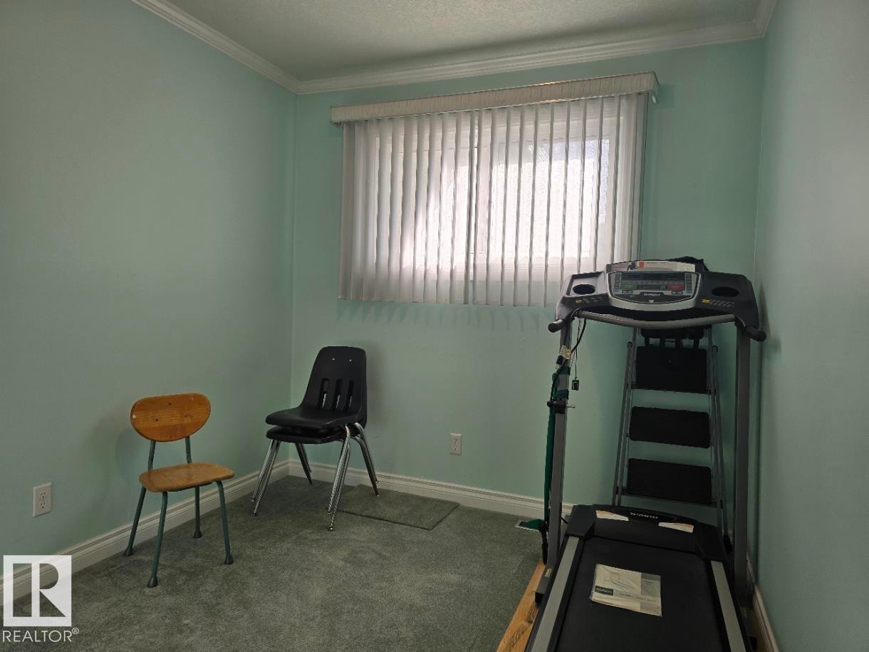 10908 30 Street, Edmonton, AB - Indoor