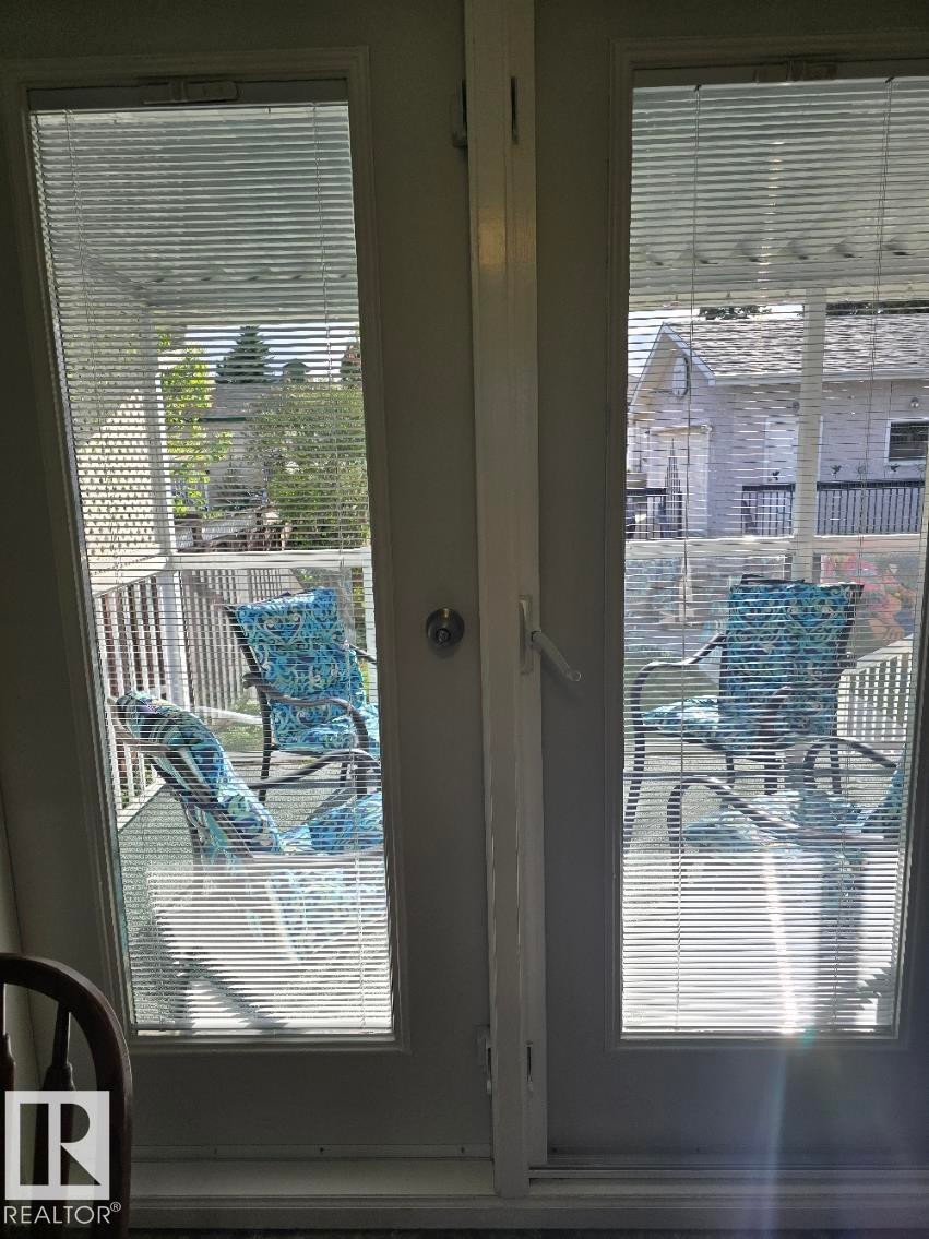 10908 30 Street, Edmonton, AB - Indoor Photo Showing Other Room