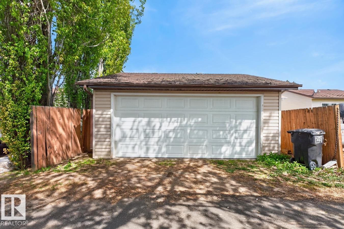 Double Detached Garage - 18655 61 Avenue, Edmonton, AB - Outdoor