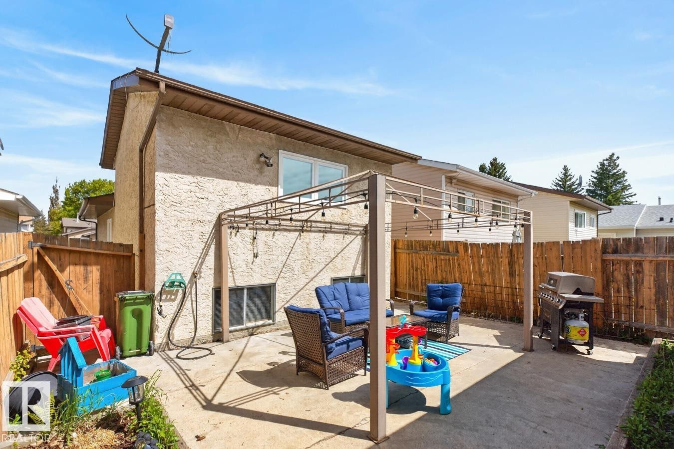 South Facing Backyard featuring Gazebo and Patio. Low maintenance and ready for Summer! - 18655 61 Avenue, Edmonton, AB - Outdoor