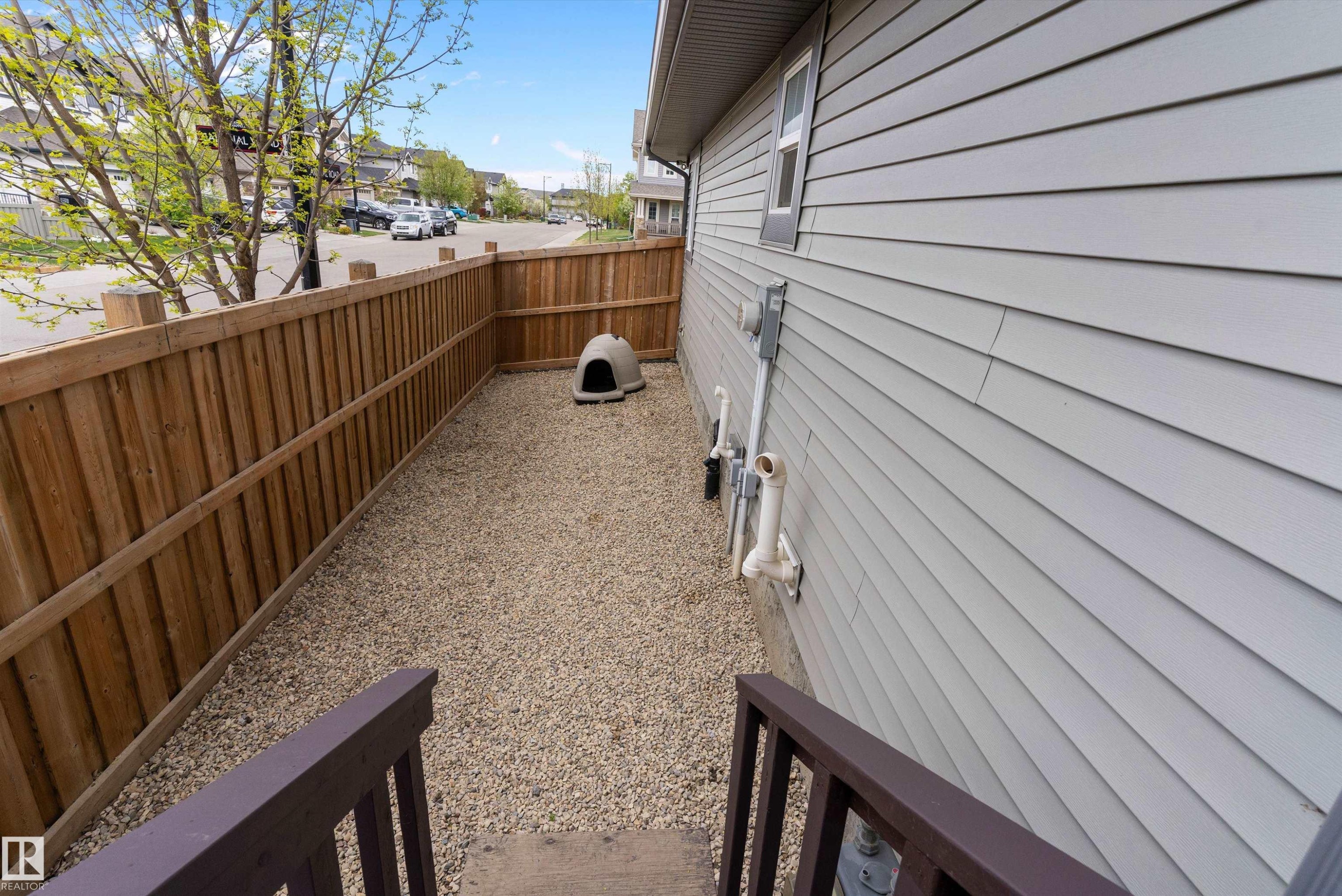 6904 Cardinal Wynd, Edmonton, AB - Outdoor With Exterior