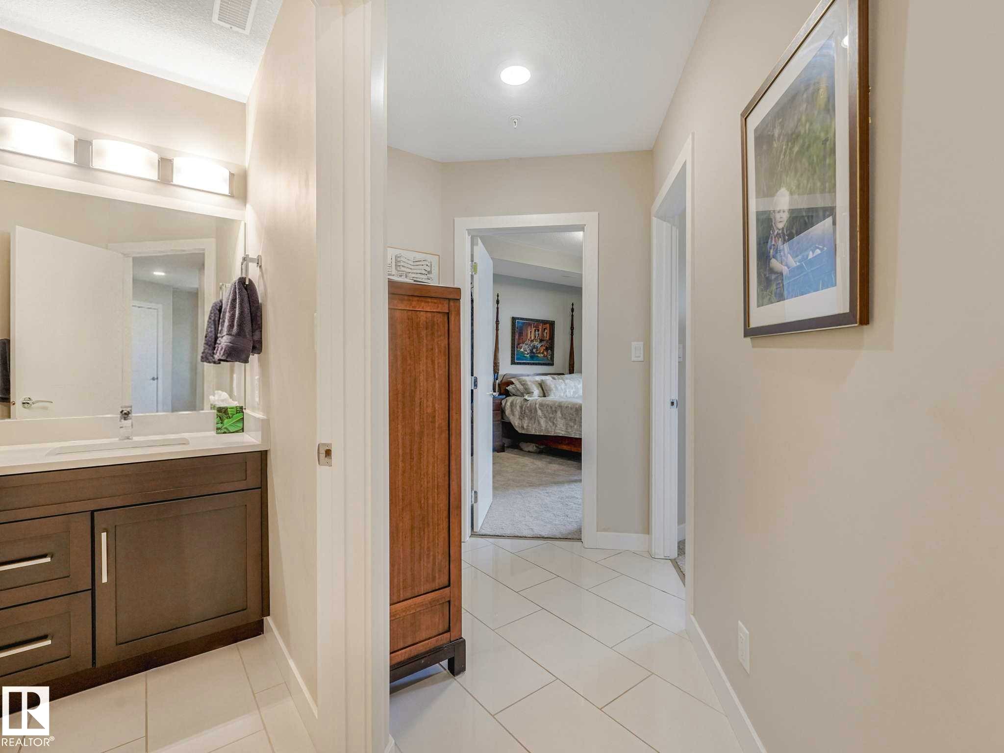 Image quality insufficient for description - 213 625 Leger Way, Edmonton, AB - Indoor Photo Showing Bathroom