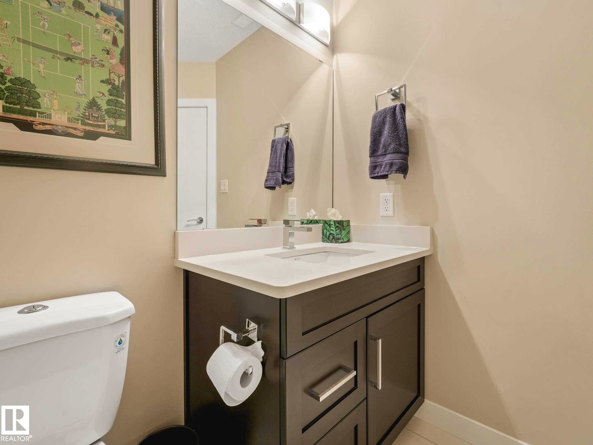 Image quality insufficient for description - 213 625 Leger Way, Edmonton, AB - Indoor Photo Showing Bathroom