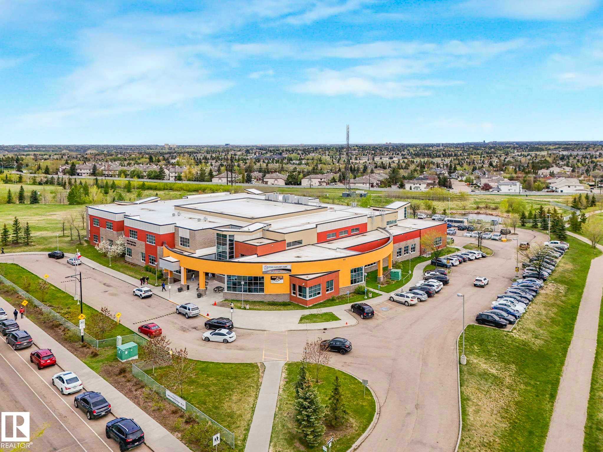 Image quality insufficient for description - 213 625 Leger Way, Edmonton, AB - Outdoor With View