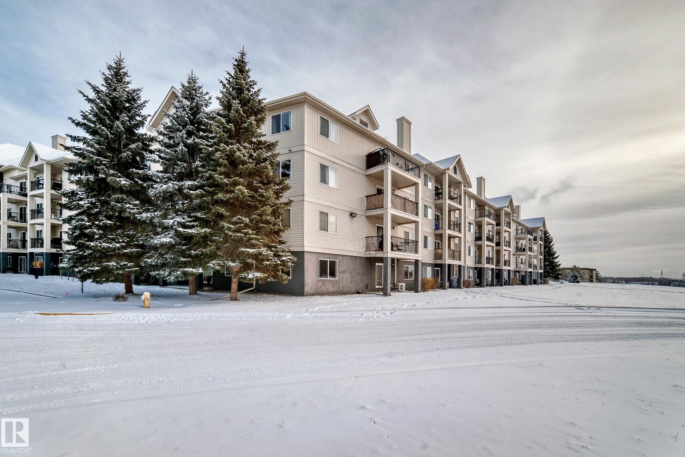 320 592 Hooke Road, Edmonton, AB - Outdoor With Facade
