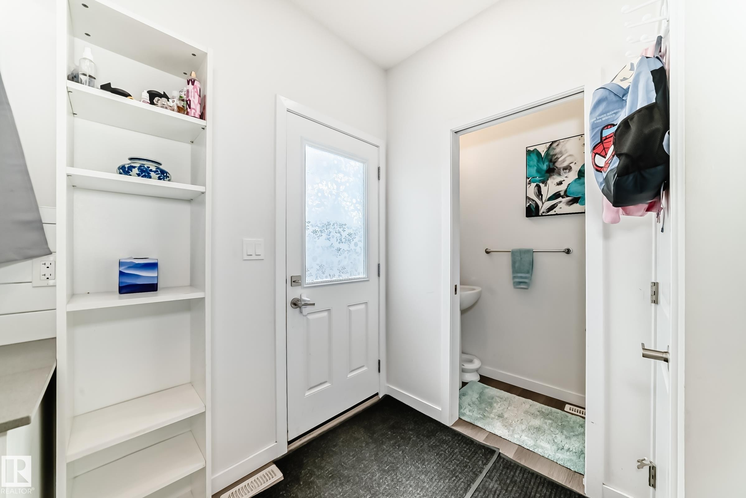 5167 Edgemont Boulevard, Edmonton, AB - Indoor