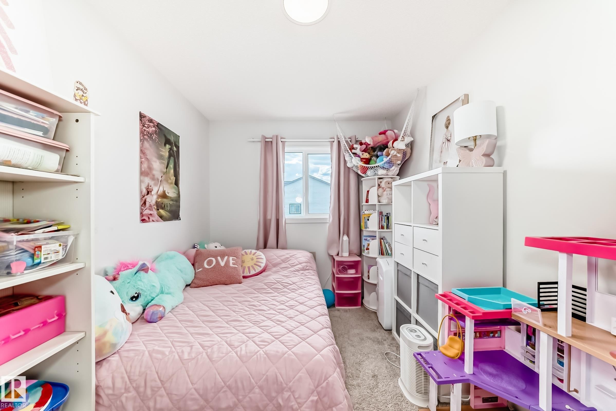 5167 Edgemont Boulevard, Edmonton, AB - Indoor Photo Showing Bedroom