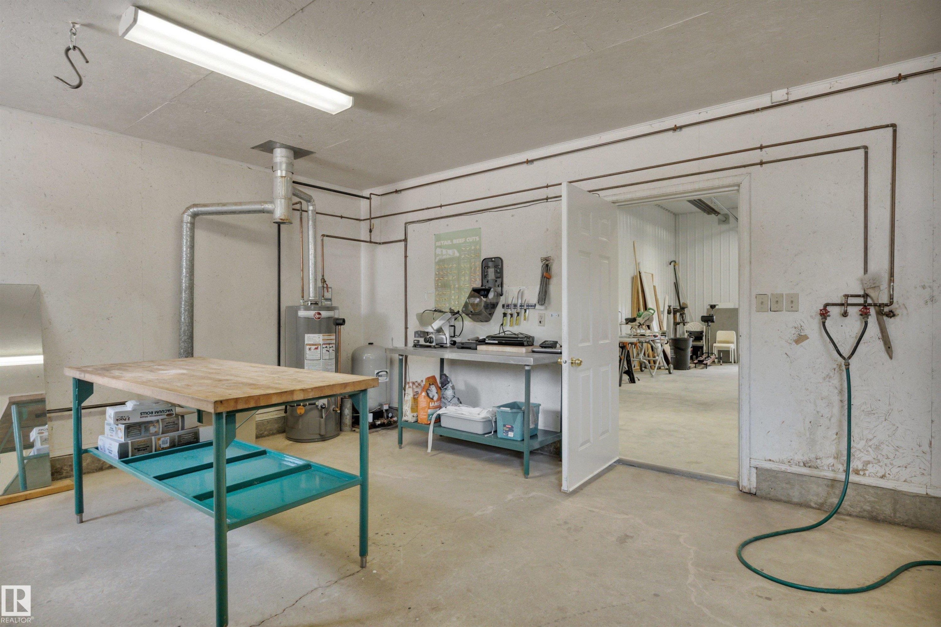 464012 A Rge Road 233, Rural Wetaskiwin County, AB - Indoor Photo Showing Other Room