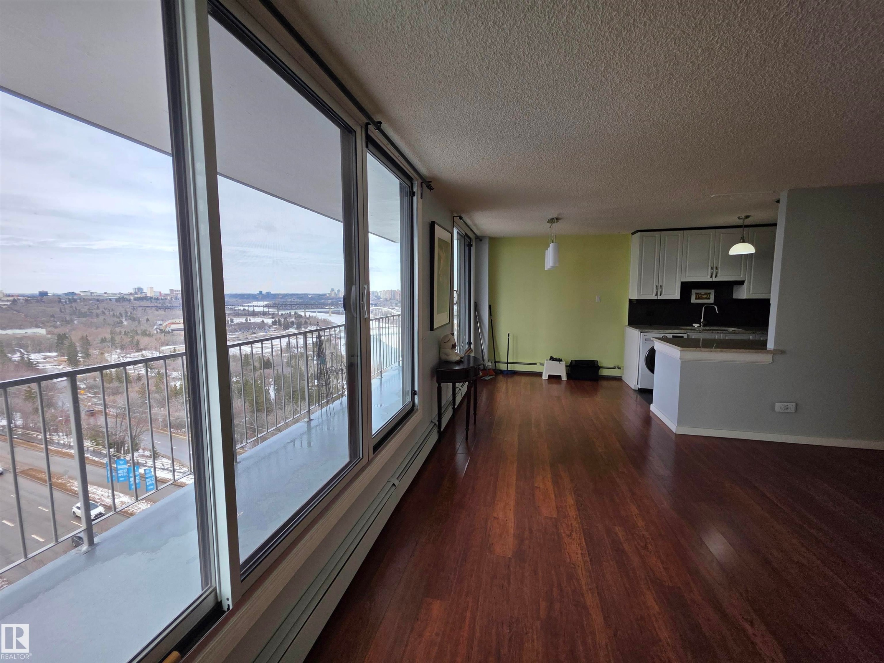 1201 10135 Saskatchewan Drive, Edmonton, AB - Indoor Photo Showing Other Room