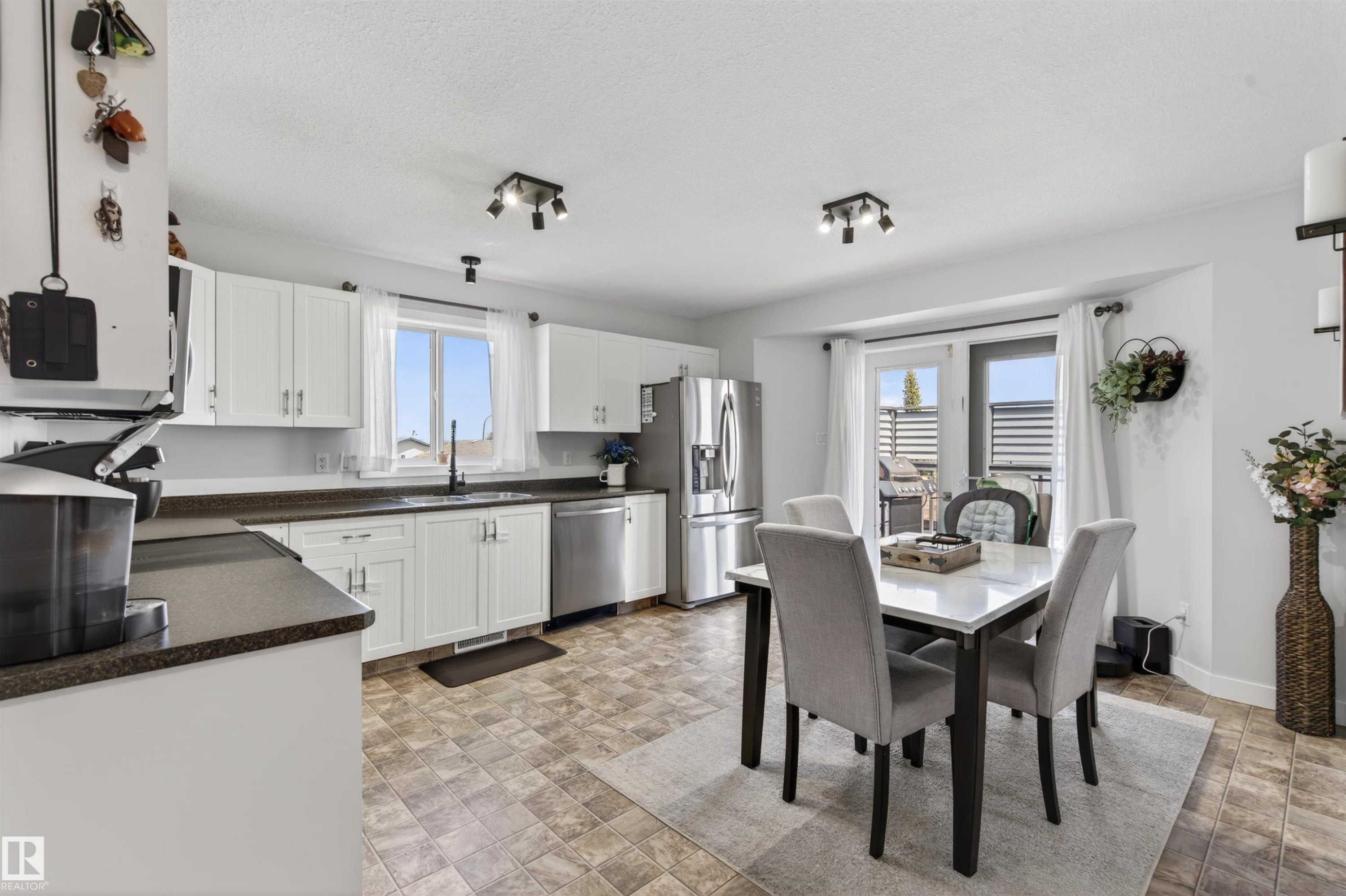 1506 15 Street, Cold Lake, AB - Indoor