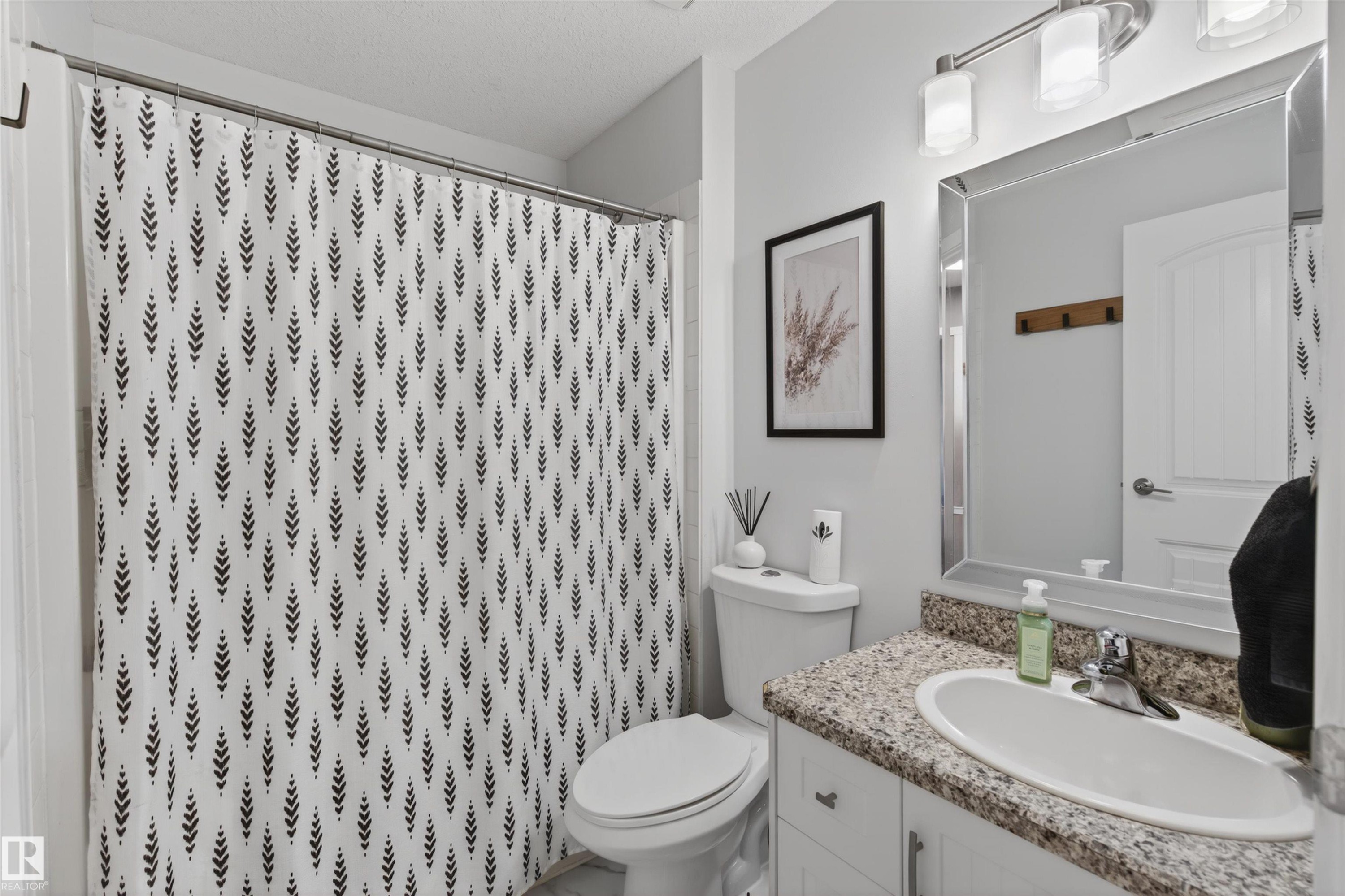1506 15 Street, Cold Lake, AB - Indoor Photo Showing Bathroom
