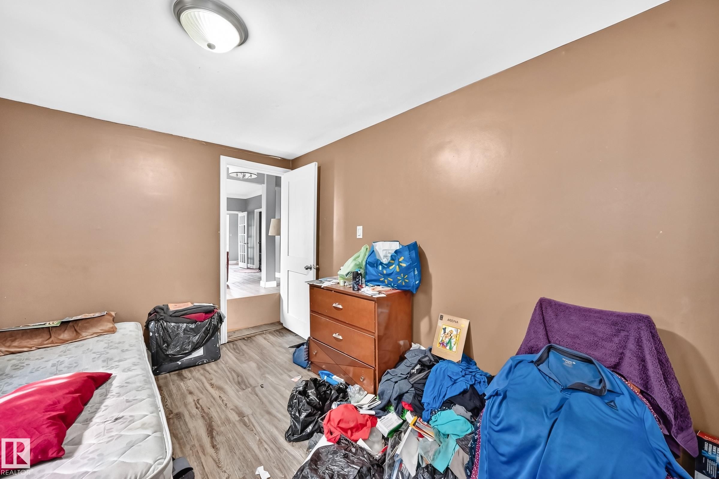 Additional content - 12627 71 Street Nw, Edmonton, AB