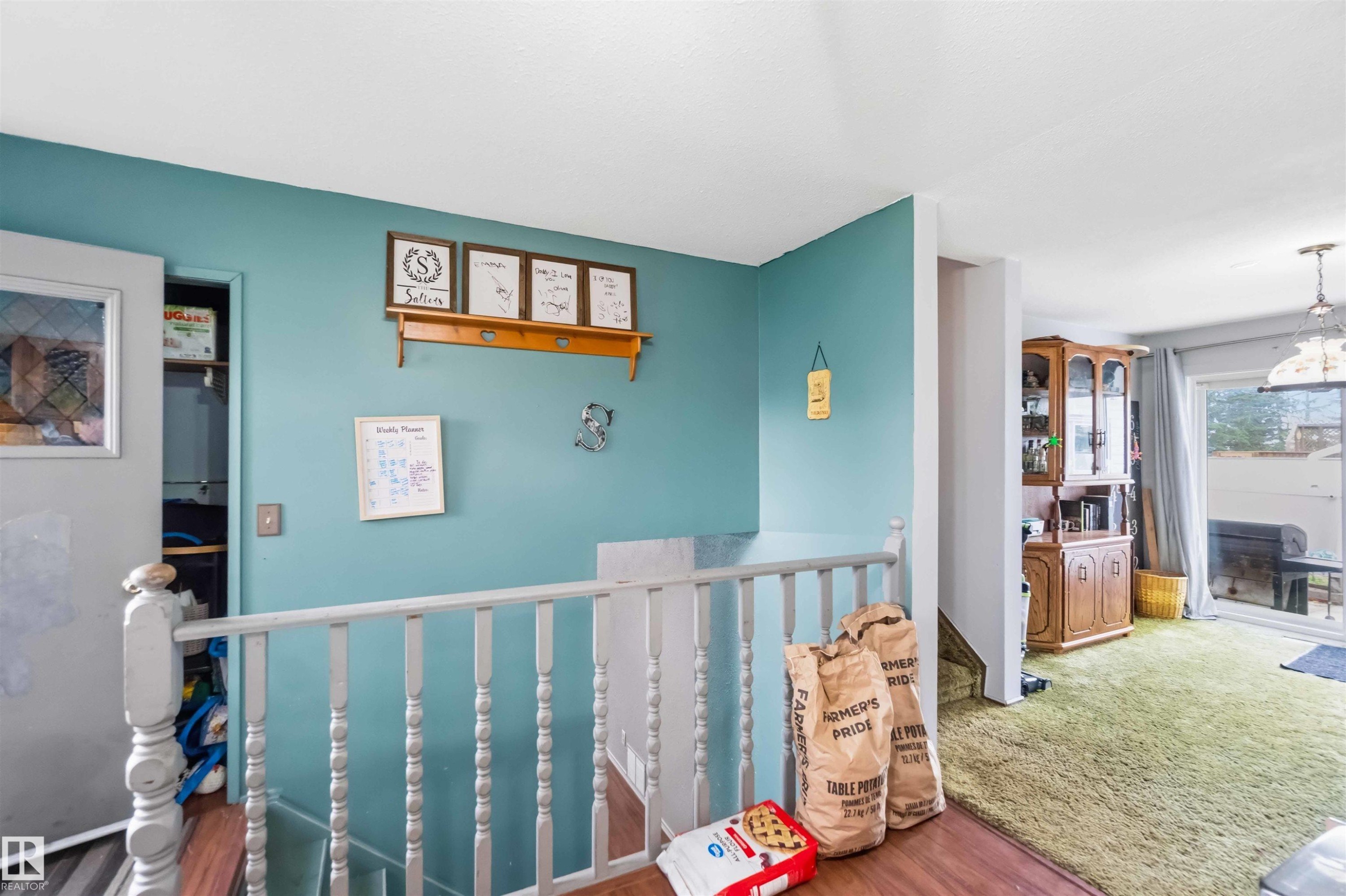 5437 49 Avenue, Andrew, AB - Indoor