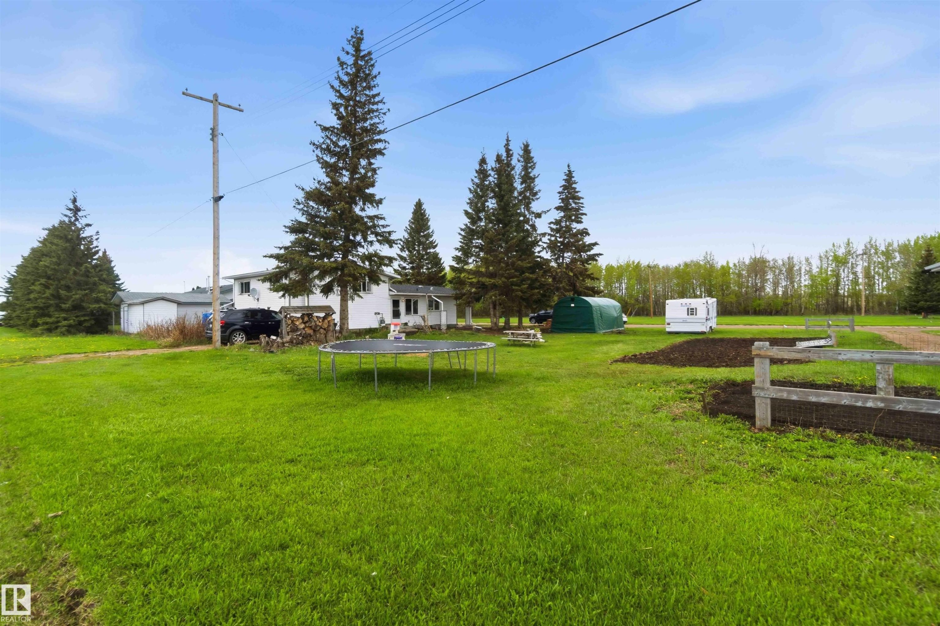 5437 49 Avenue, Andrew, AB - Outdoor